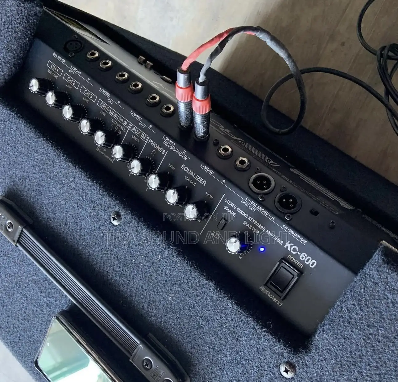 Roland Kc600 Keyboard Amplifier