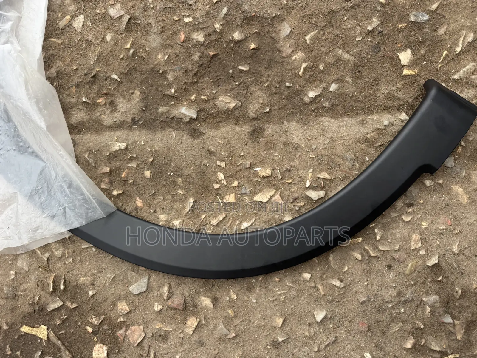 Honda Civic 2016,2017,2018,2019,2020,2021 Fender Moulding.
