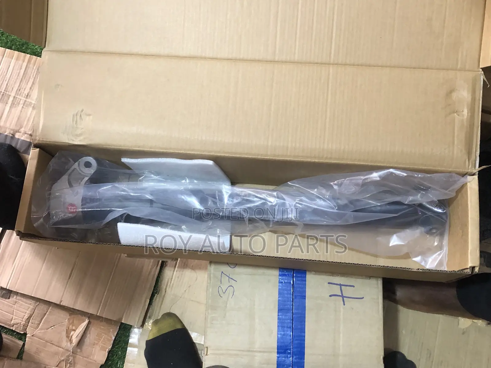 Range Rover Velar Back Shocks