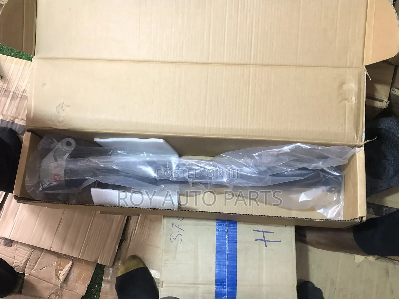 Range Rover Velar Back Shocks