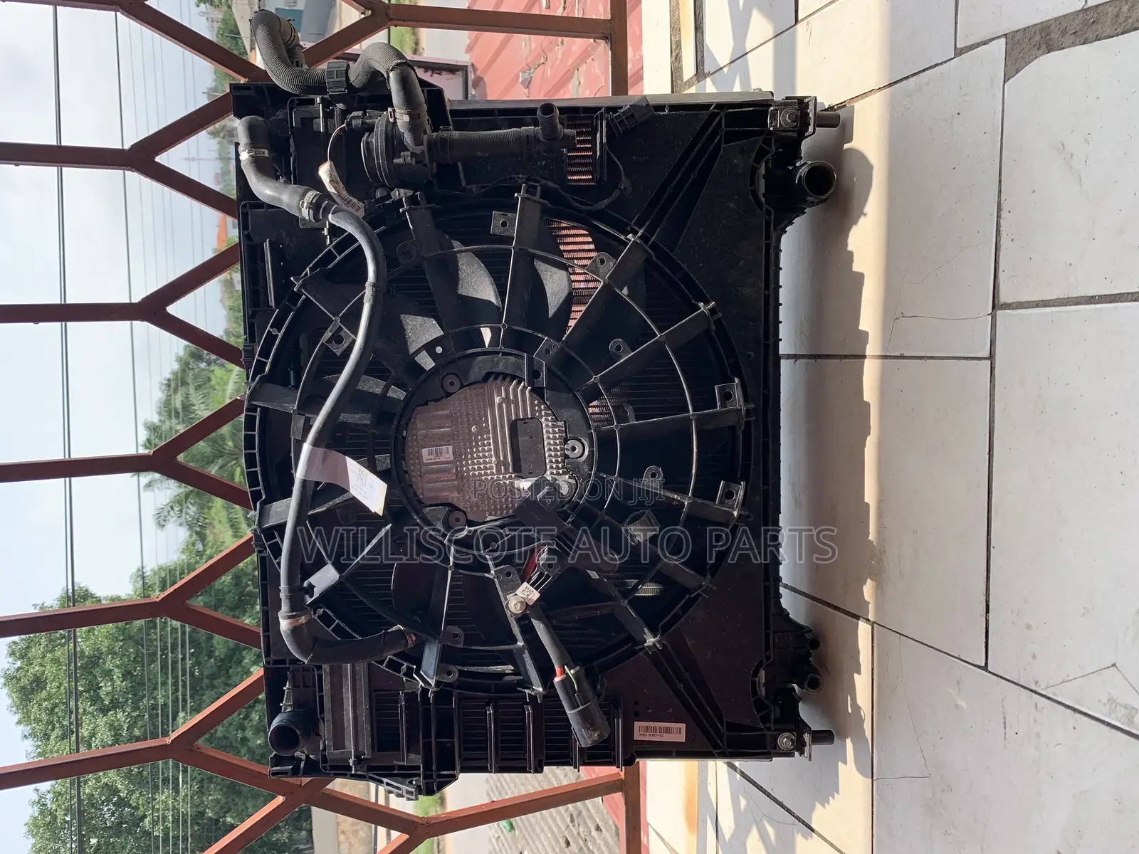 Velar 17-22 Water Tank Complete With Fan