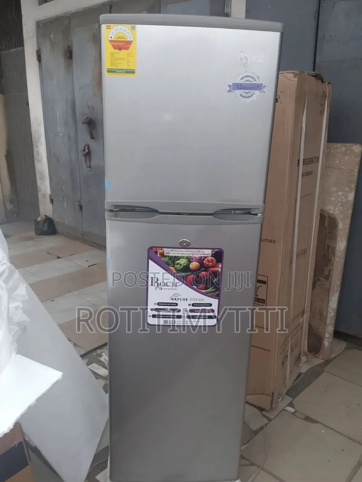Classic Roch Refrigerator Bottom Freezer 165 Liters