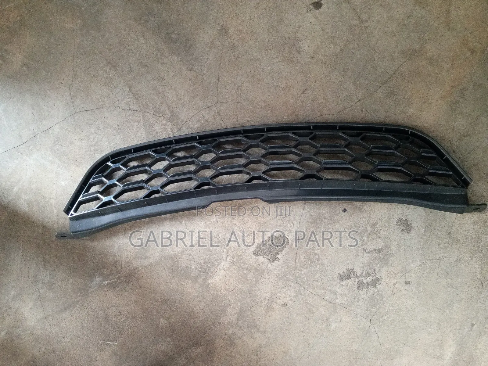 Toyota Matrix Bumper Top and Down Grill 2009,2010,2011,2012