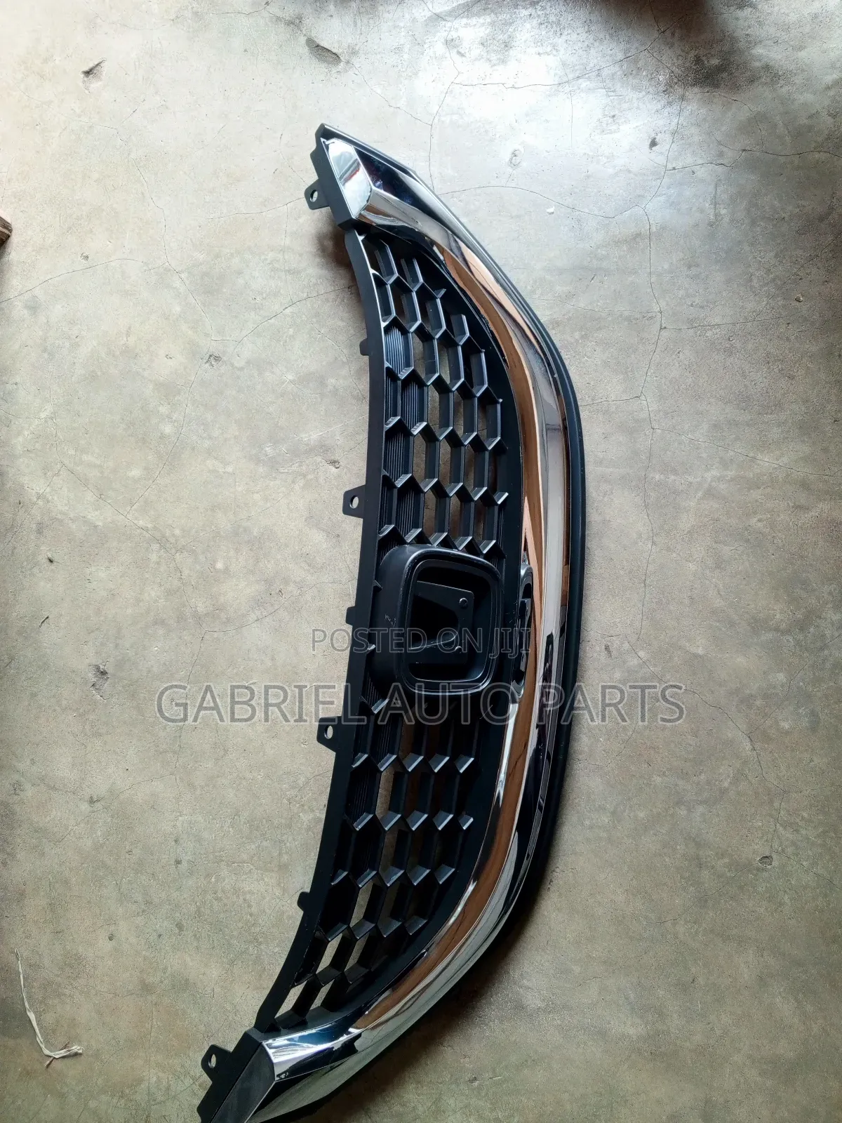 Honda Civic 2013 Top Grill