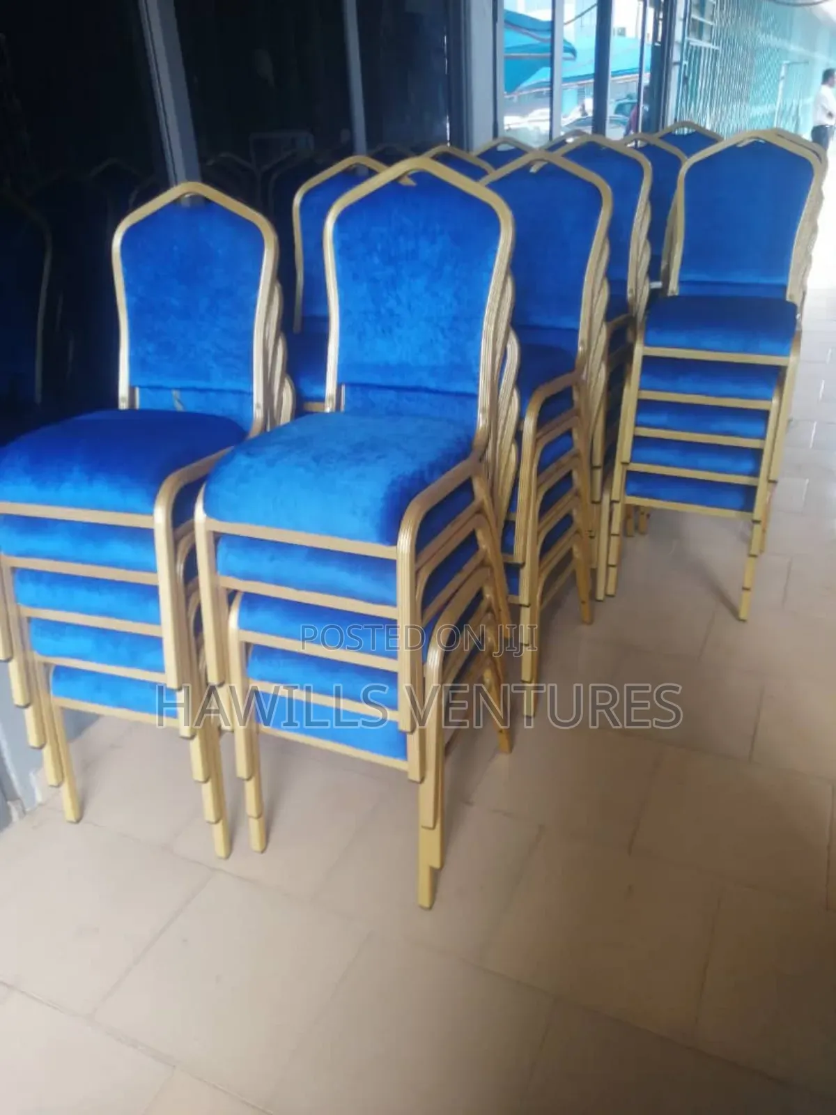 Hotel Hall Chair