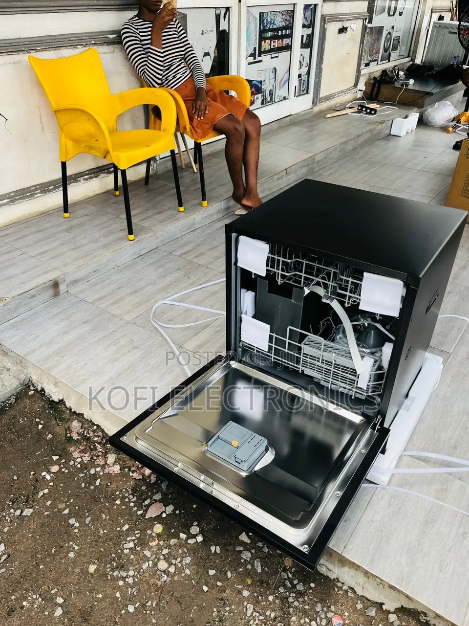 Superb Kenwood Black Original Dishwasher Highly Recommended
