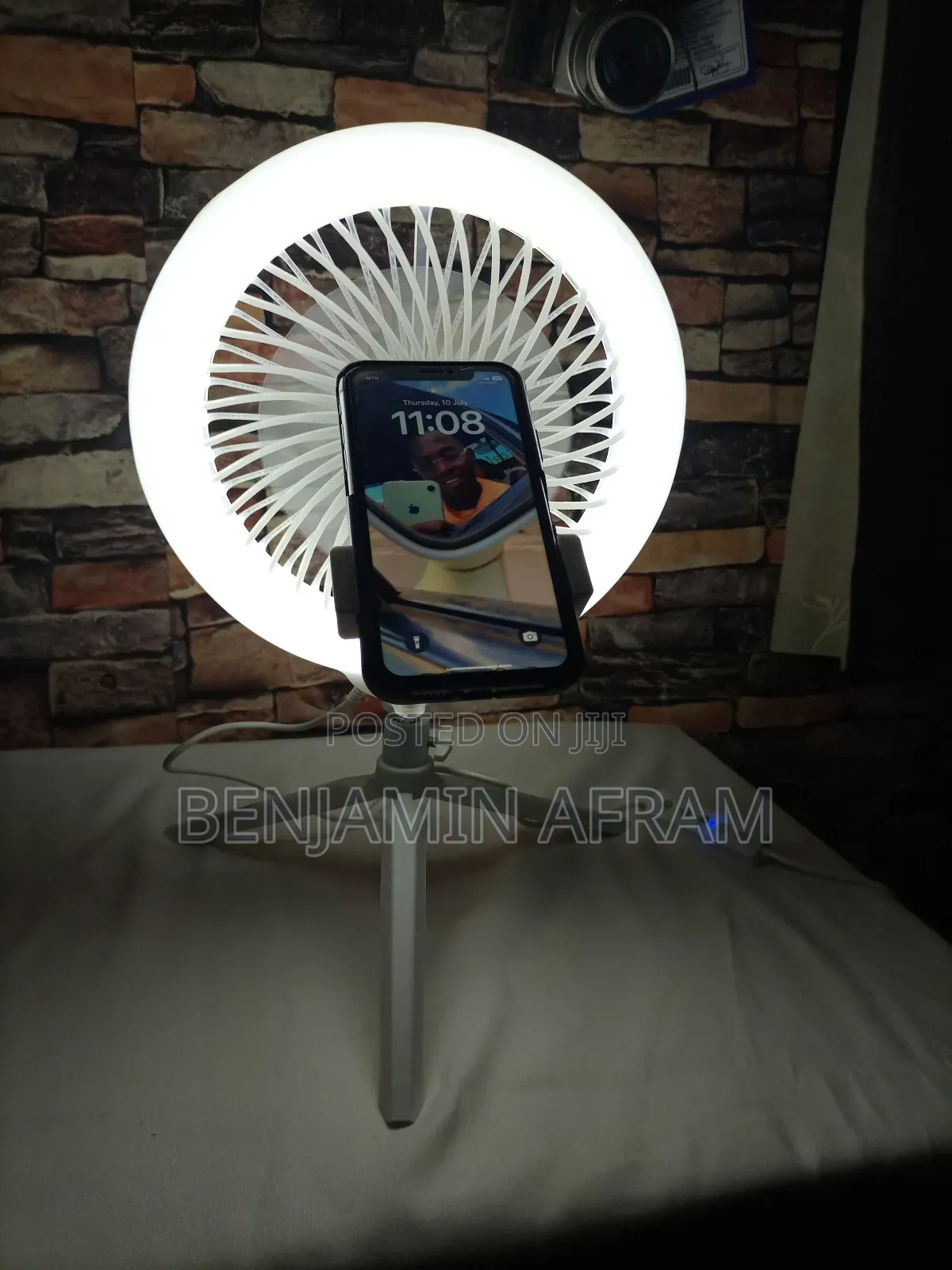 Light Wave Fan