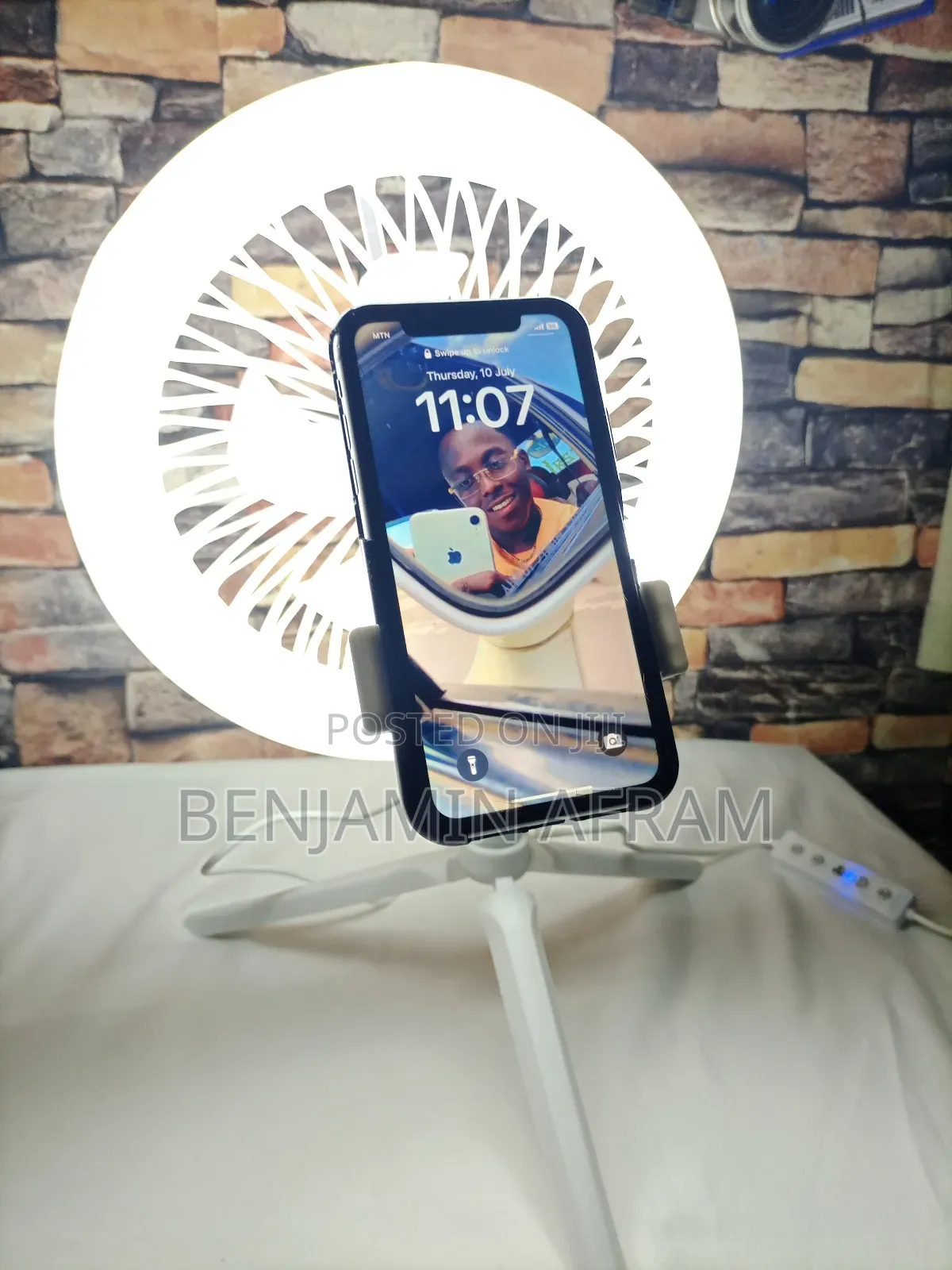 Direct Air Lamp And Tripod