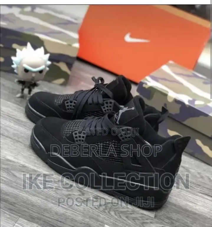 Air Jordan 4 Retro