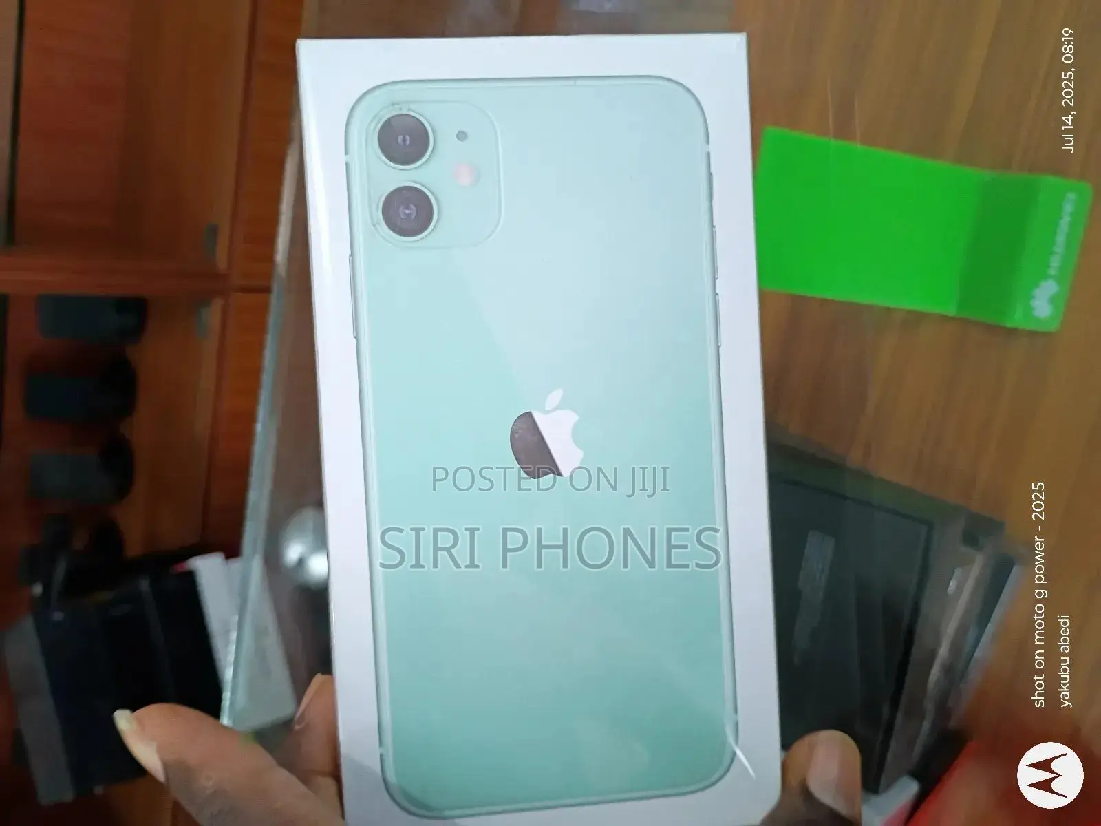 New Apple iPhone 11 128 GB Green