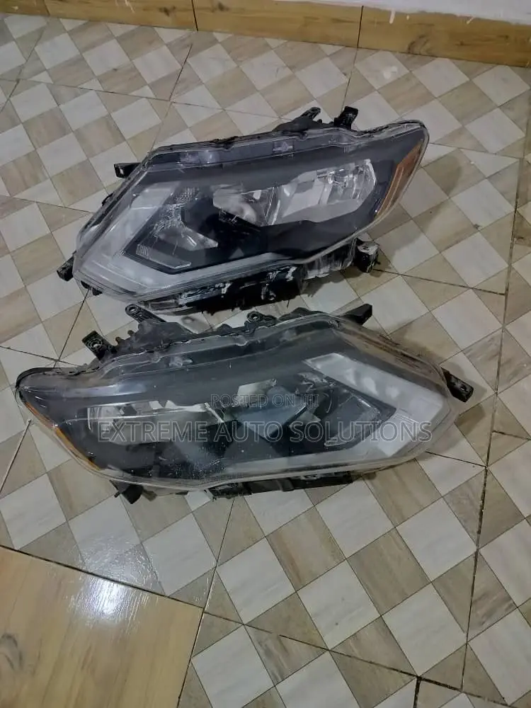 Nissan X-trail 2017-2019 Halogen Headlight Assembly