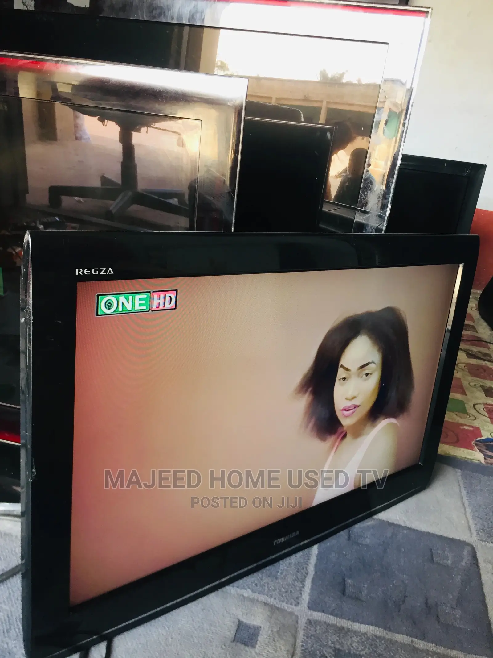 32inches Toshiba Digital Tv