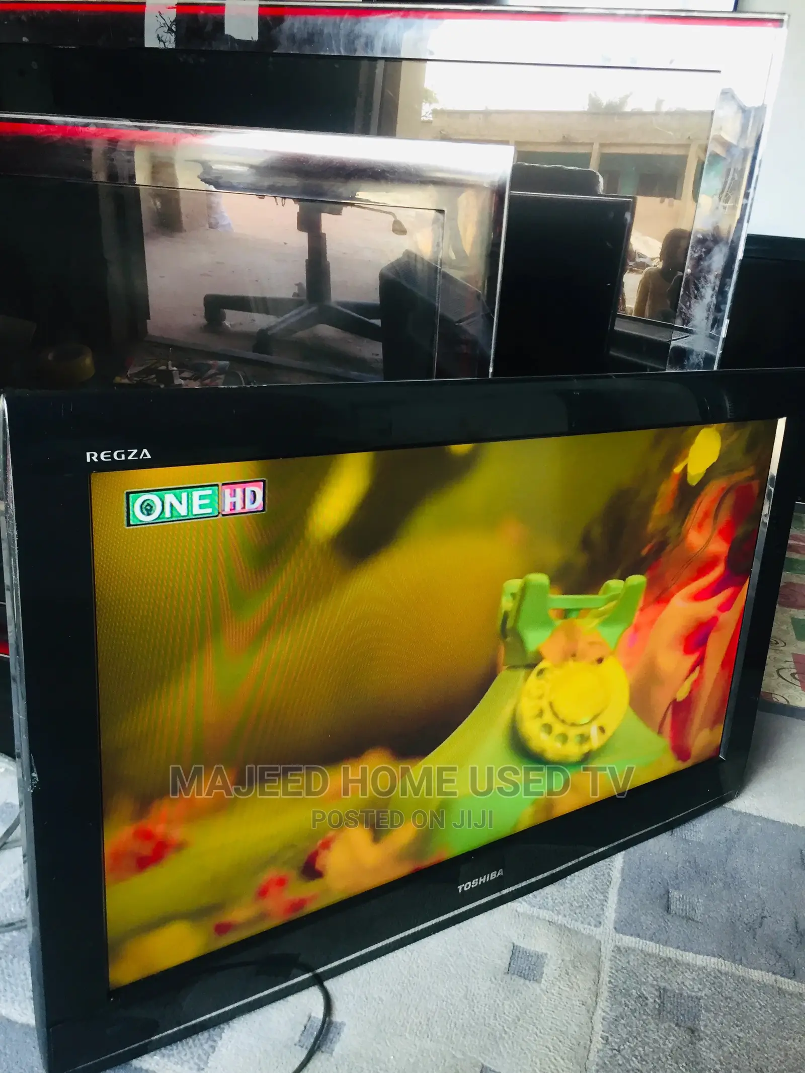 32inches Toshiba Digital Tv