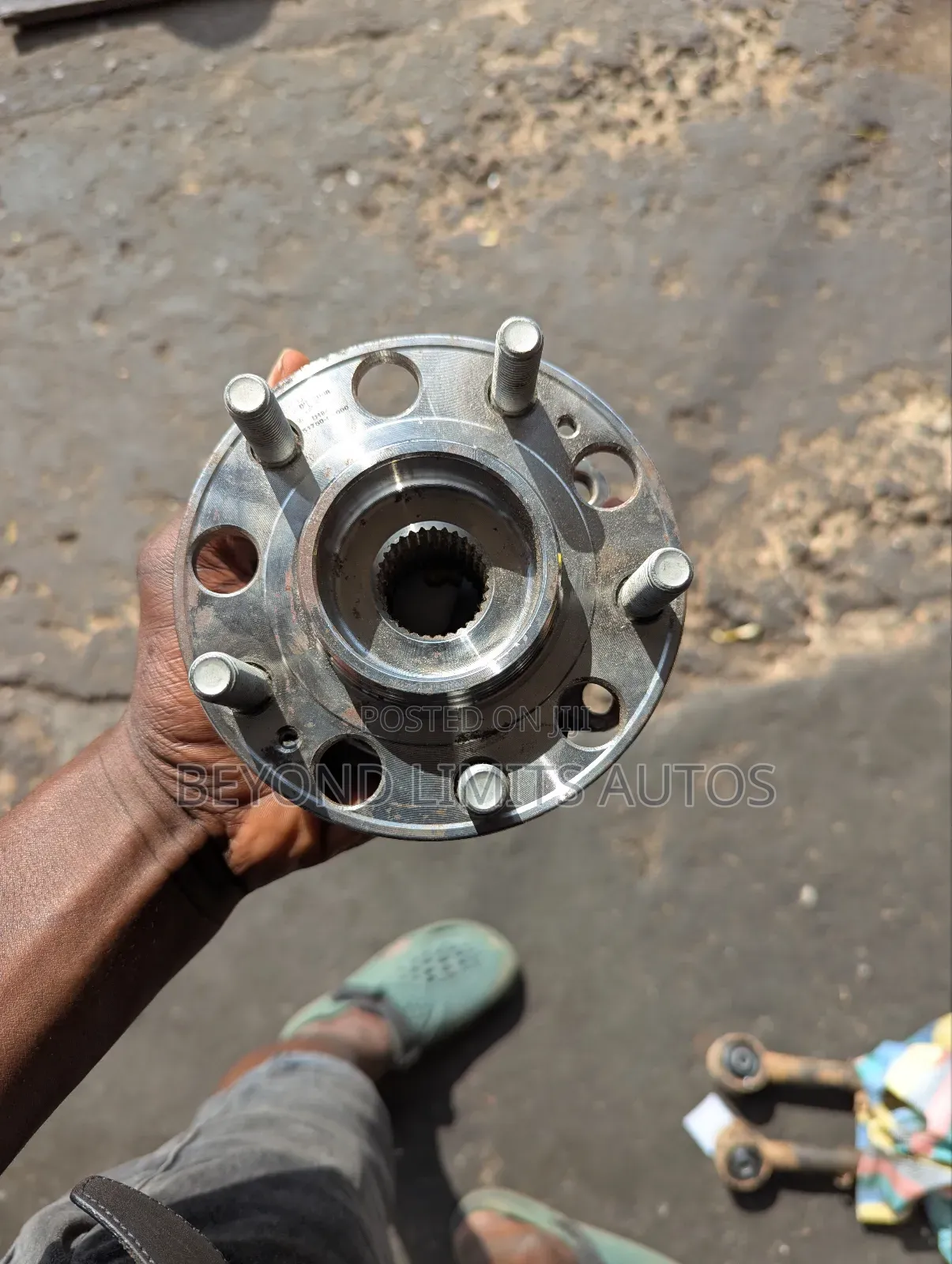 Nissan Rogue 2014,2015,2016,2017,2018,2019 Wheel Hub
