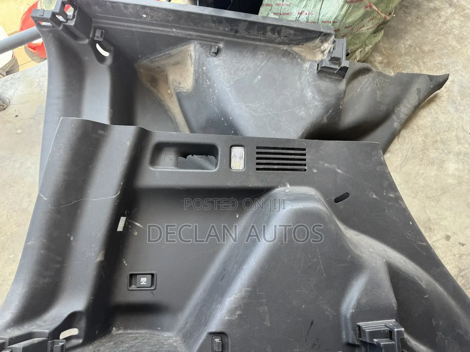 2022 Cr-v Trunk Left Driver Side Quarter Panel Trim Cover