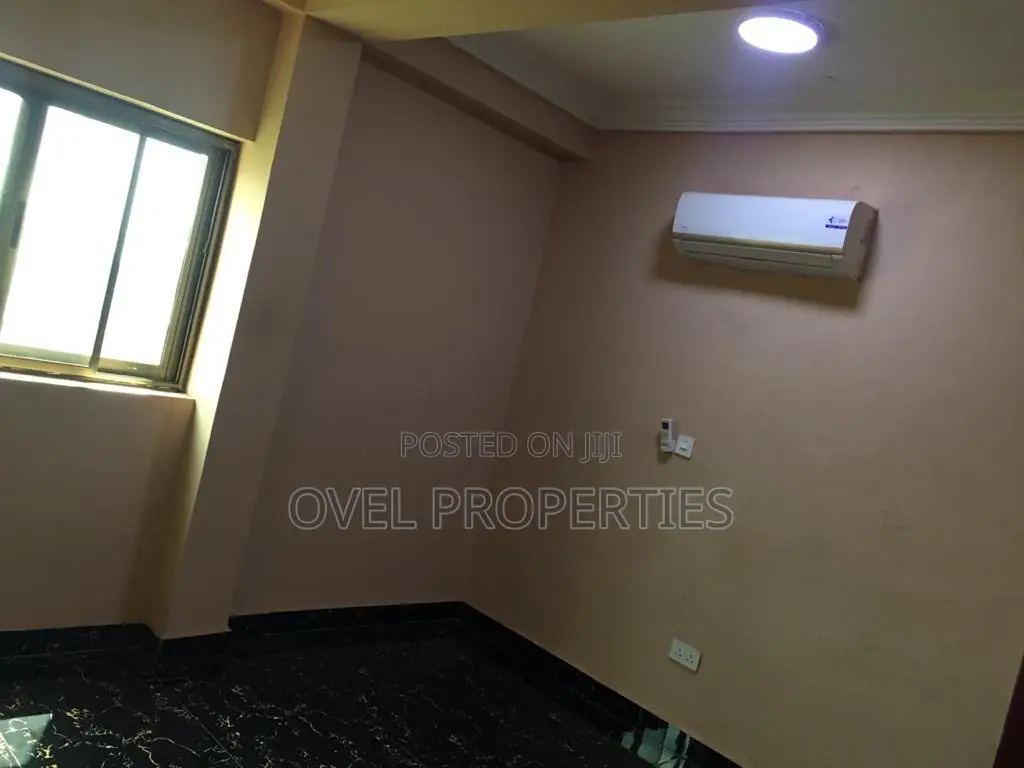 1bdrm Apartment in Nice, East Legon for rent