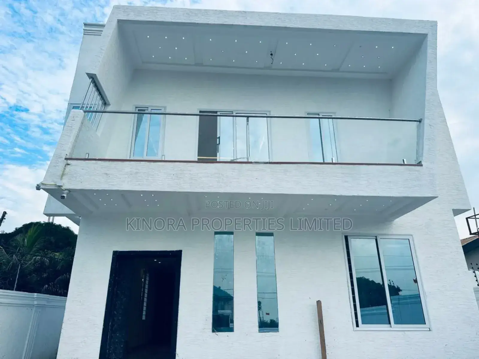 4bdrm Duplex in Botwe Star-Bite for sale
