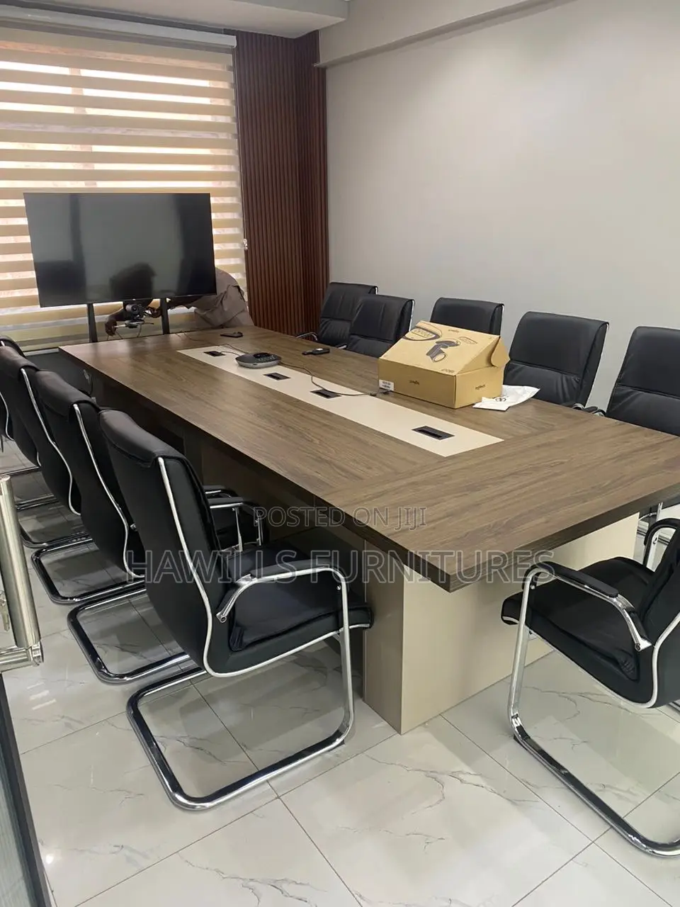 12 Persons Office Confrence Table