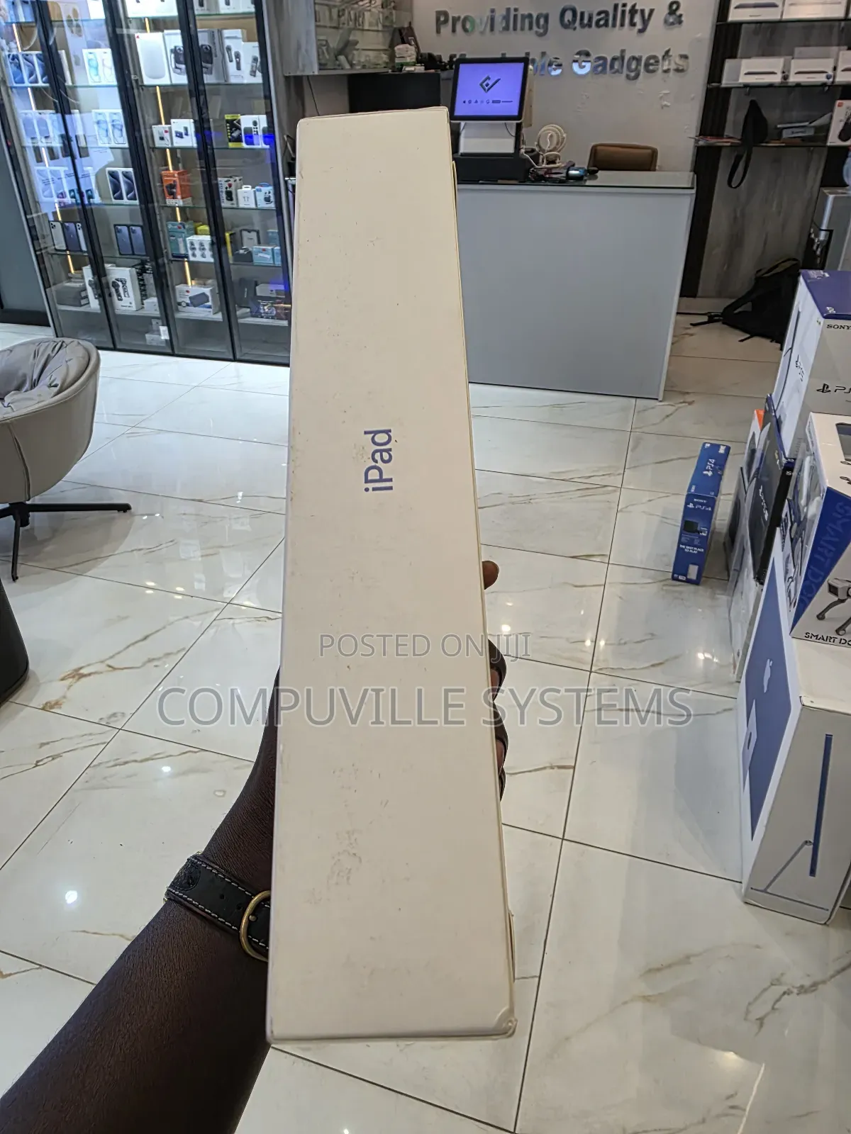 New Apple iPad (2025) 128 GB Blue