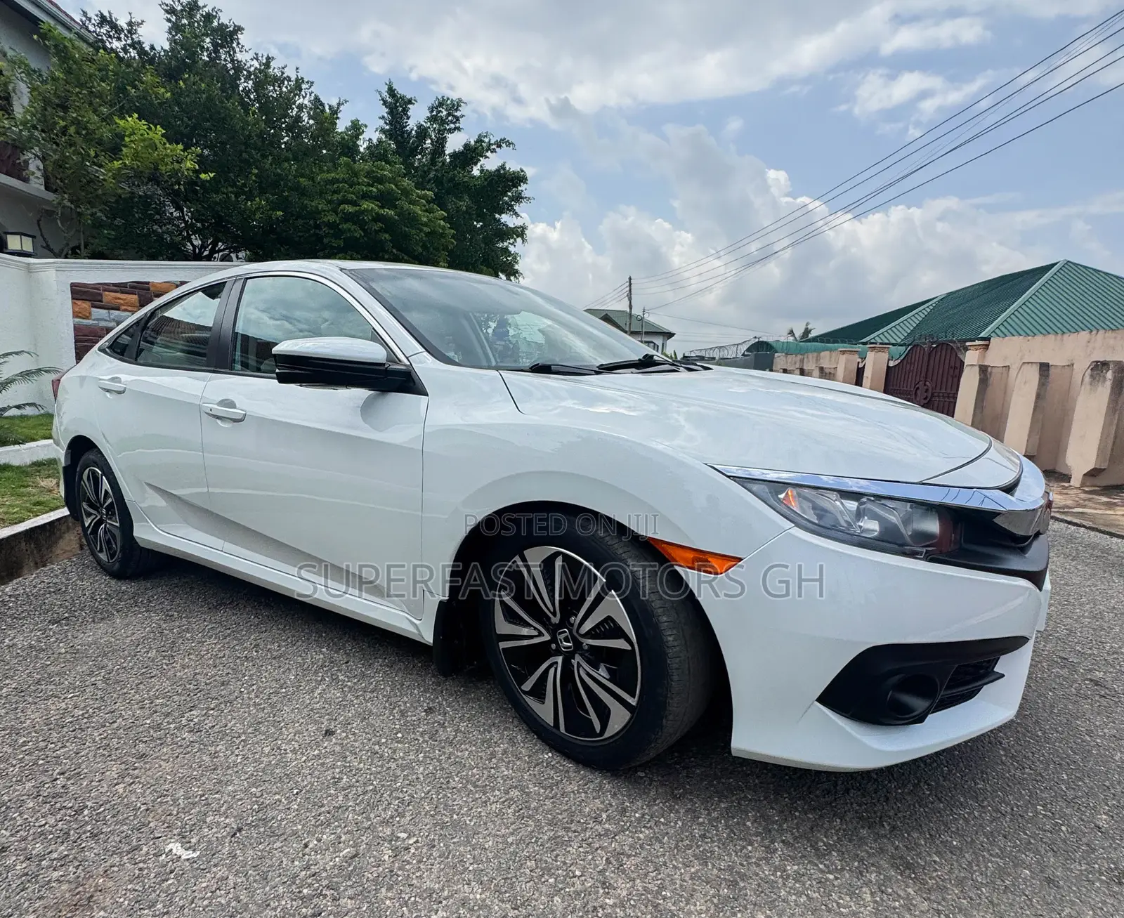 Honda Civic Touring 4dr Sedan (1.5L 4cyl) 2017 White