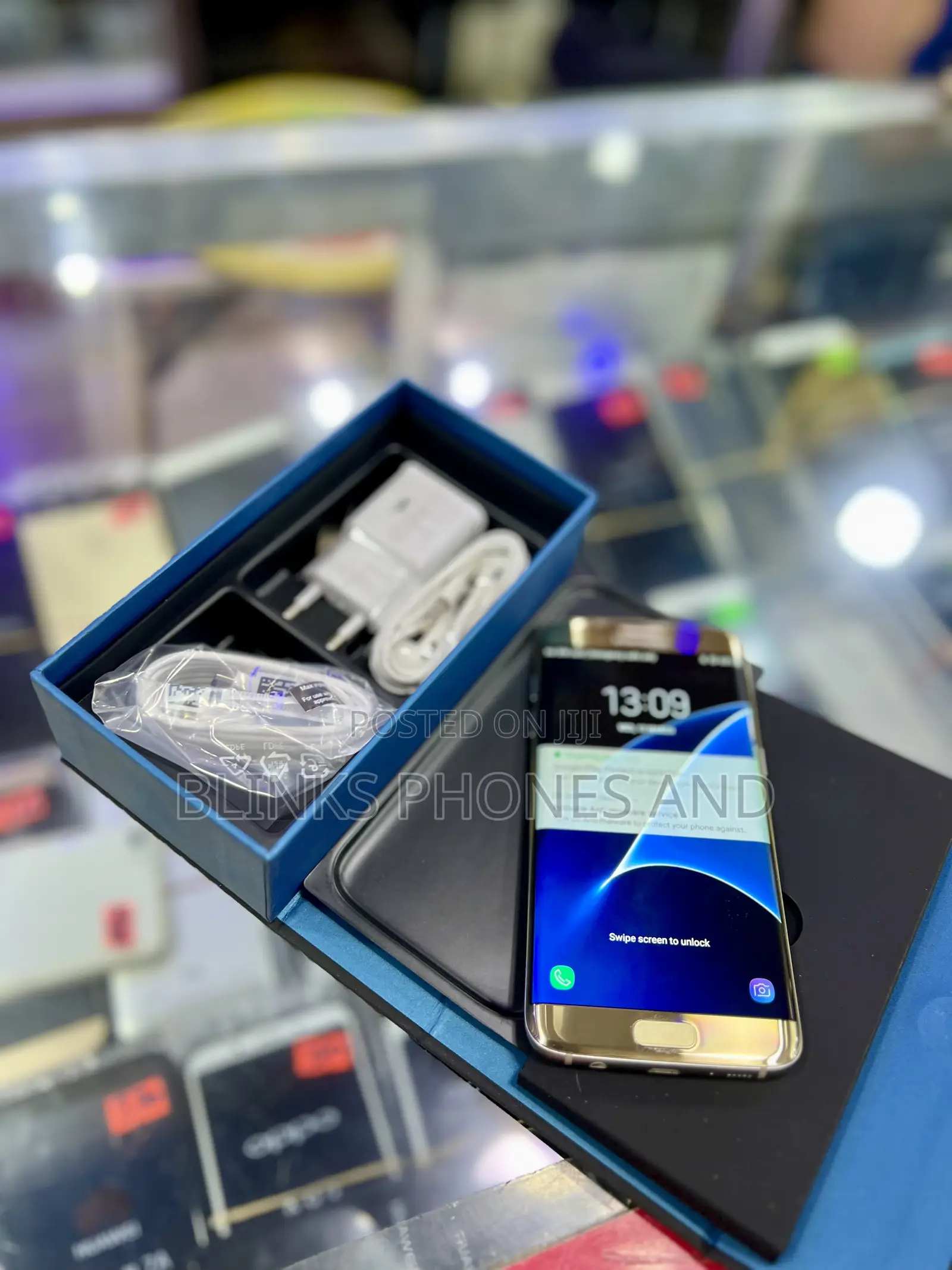 New Samsung Galaxy S7 edge 32 GB Gold