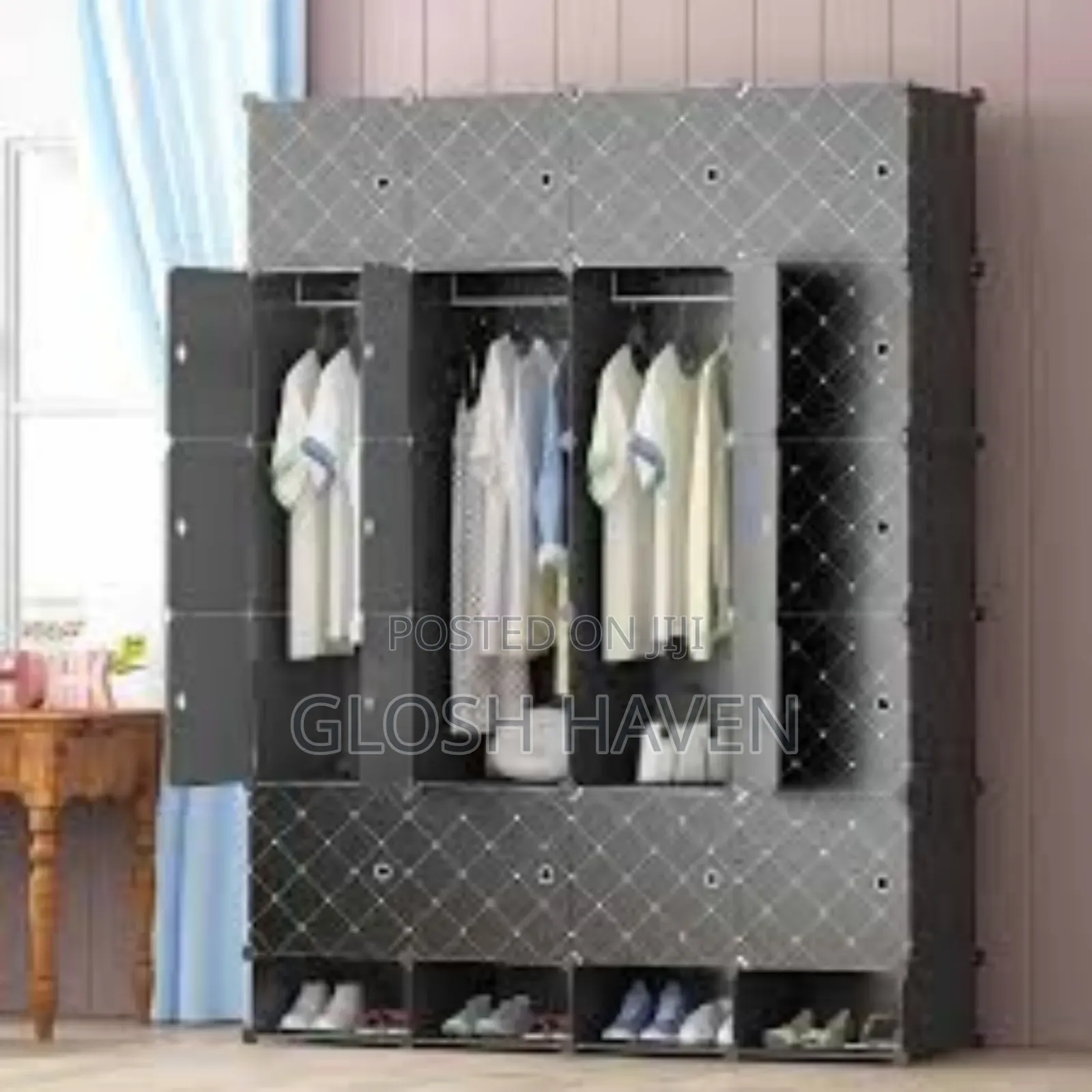 20 Cubes Wardrobe