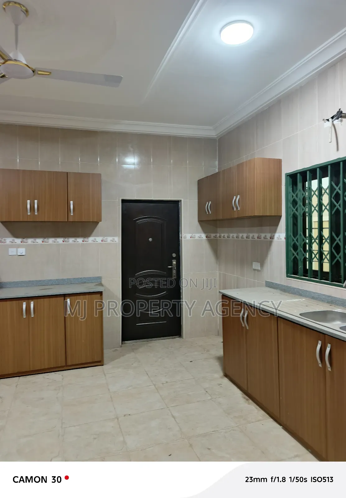 4bdrm House in Community 25, Tema Metropolitan for rent