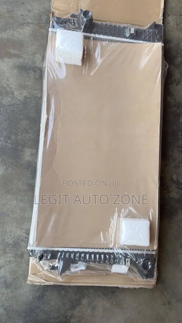 Ford F150, 2009,2010,2012,2013,2014,2015, Radiator Tank