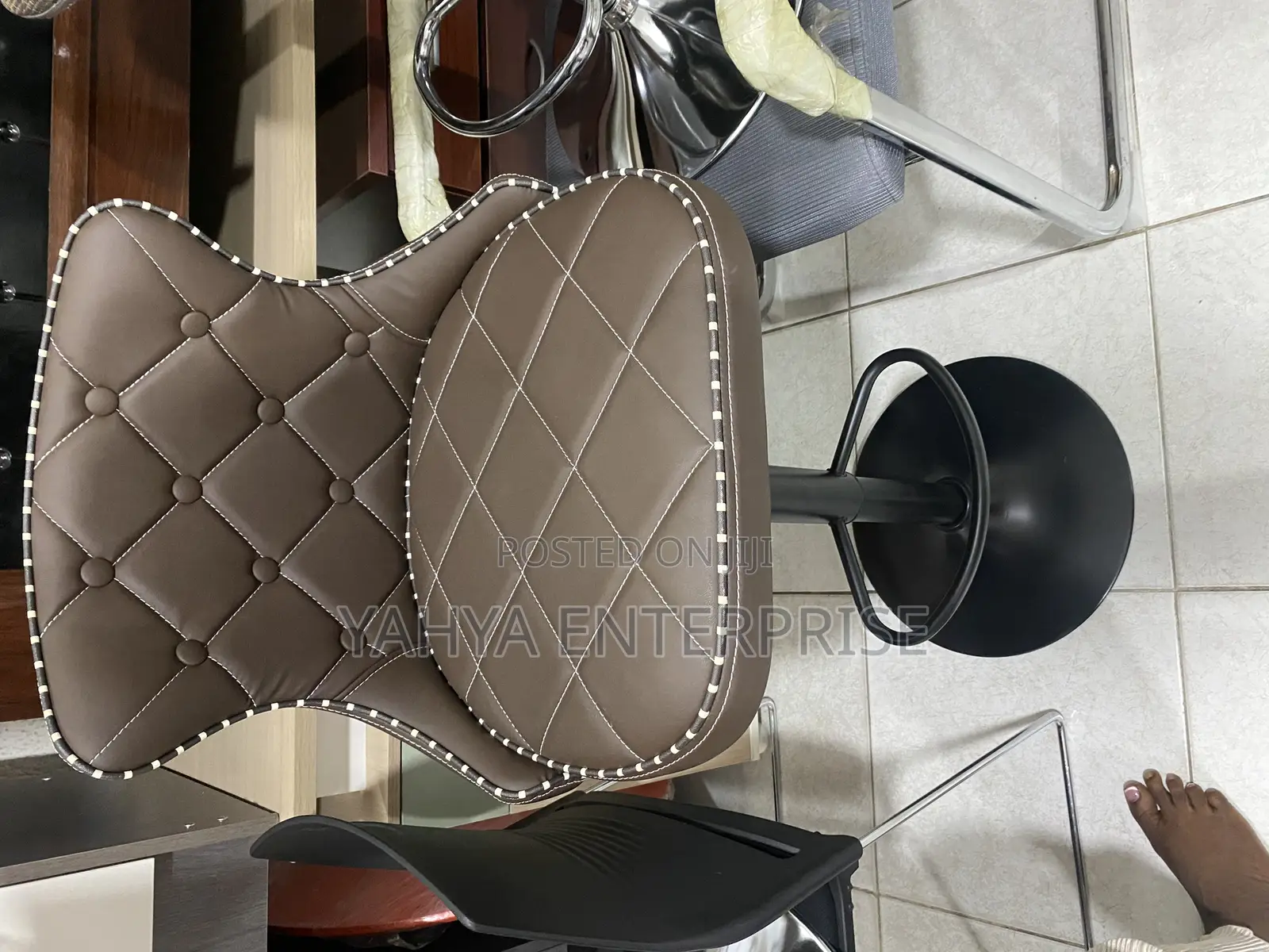 Adjustable Bar Chair