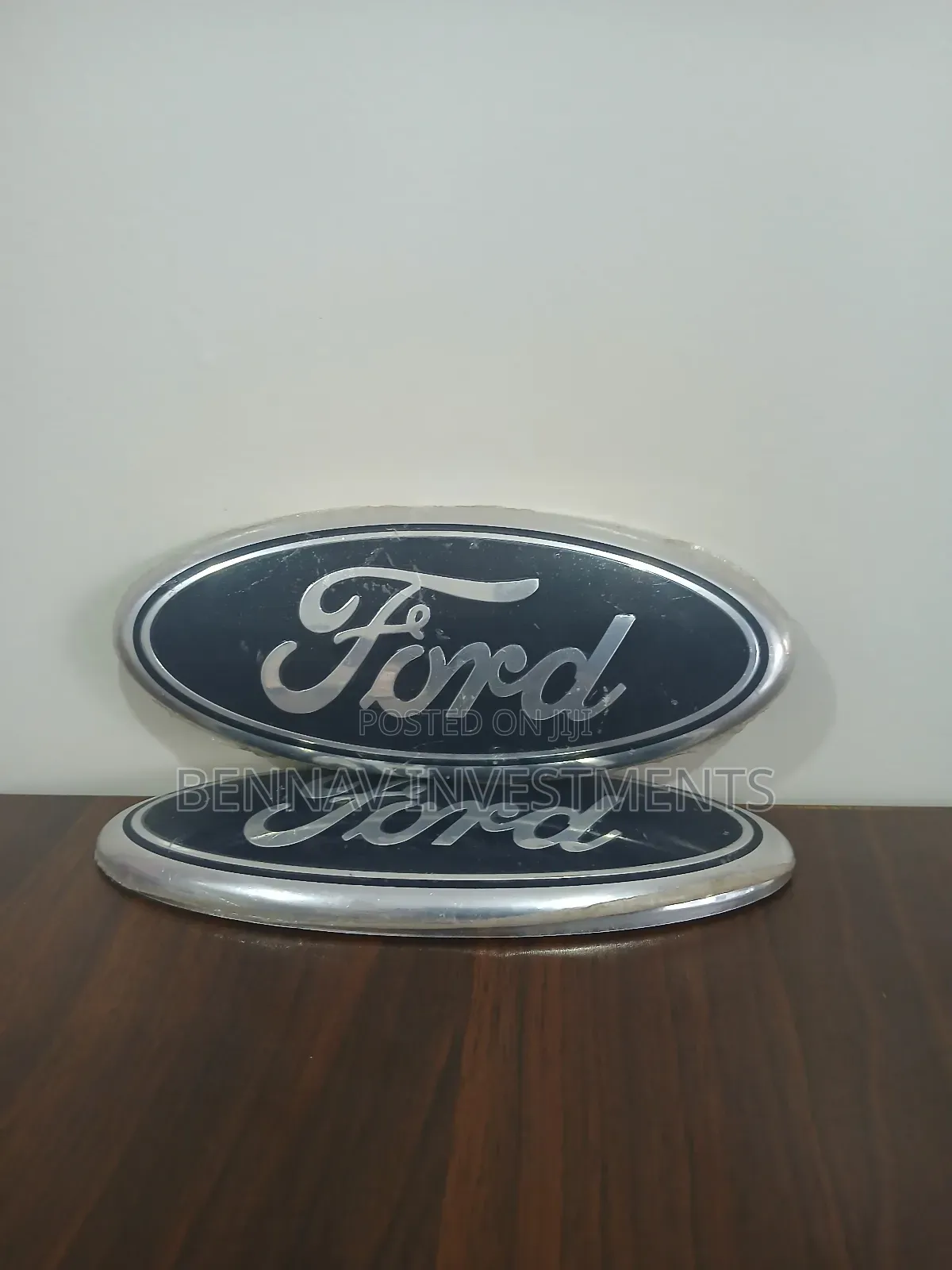 Ford Crown For Focus, Escape, Fusion