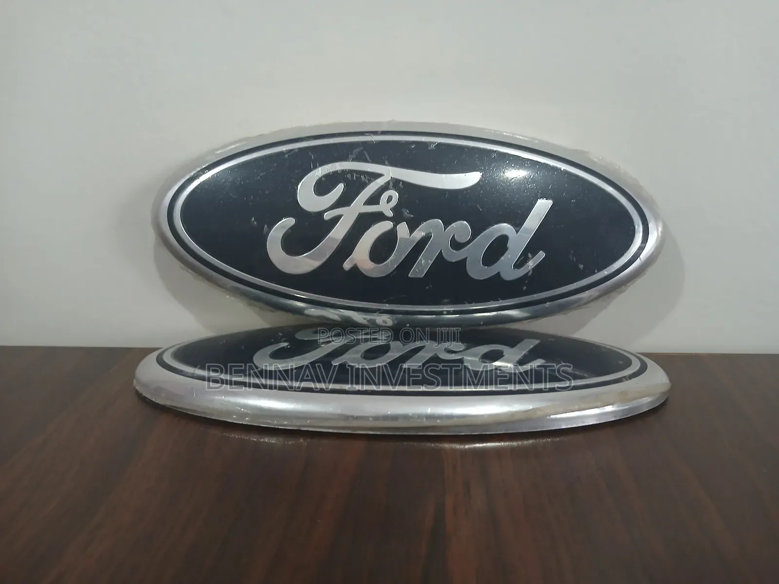 Ford Crown For Focus, Escape, Fusion