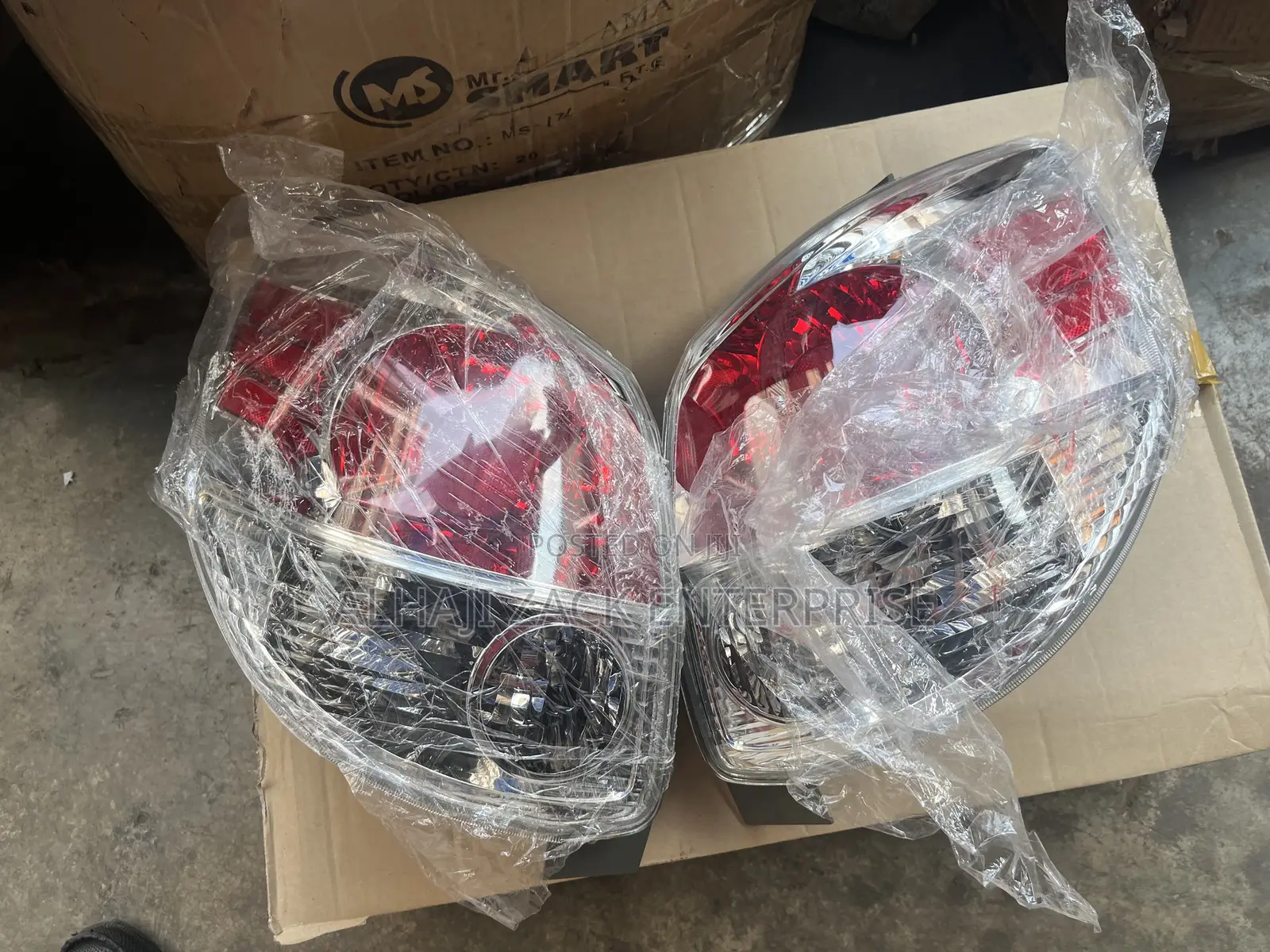 Toyota Matrix 2005 Tail Light