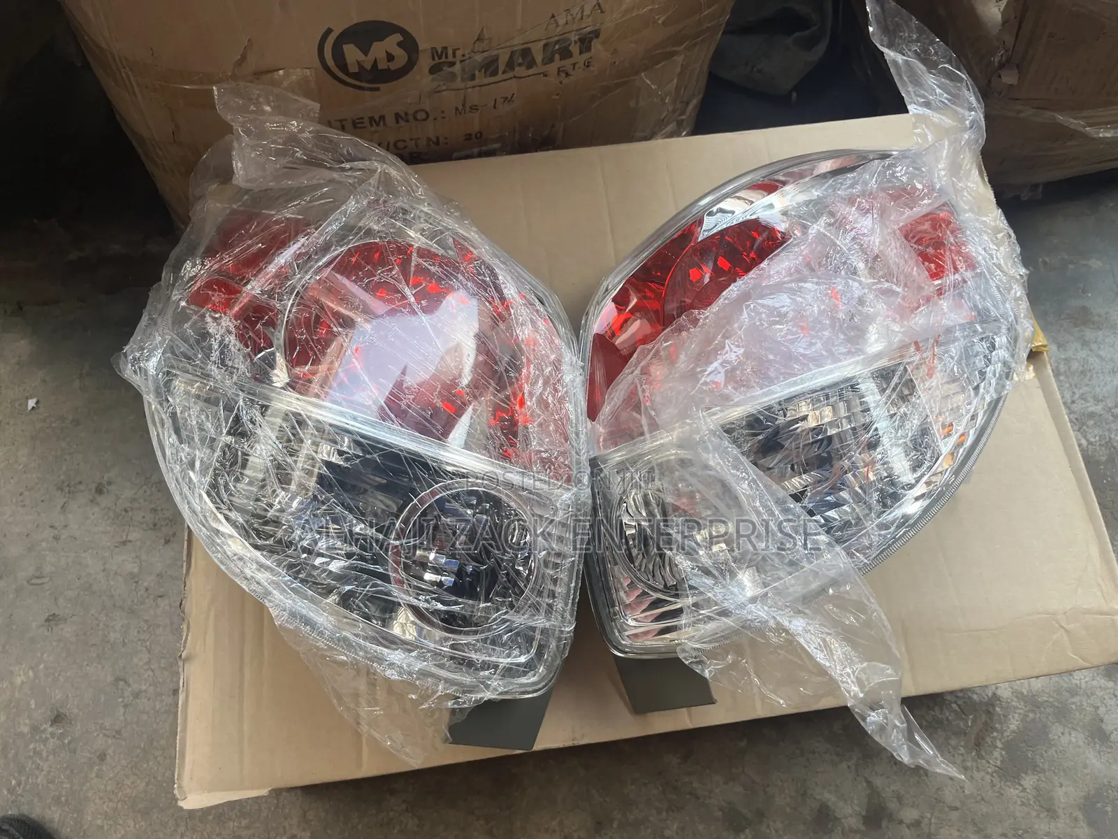 Toyota Matrix 2005 Tail Light