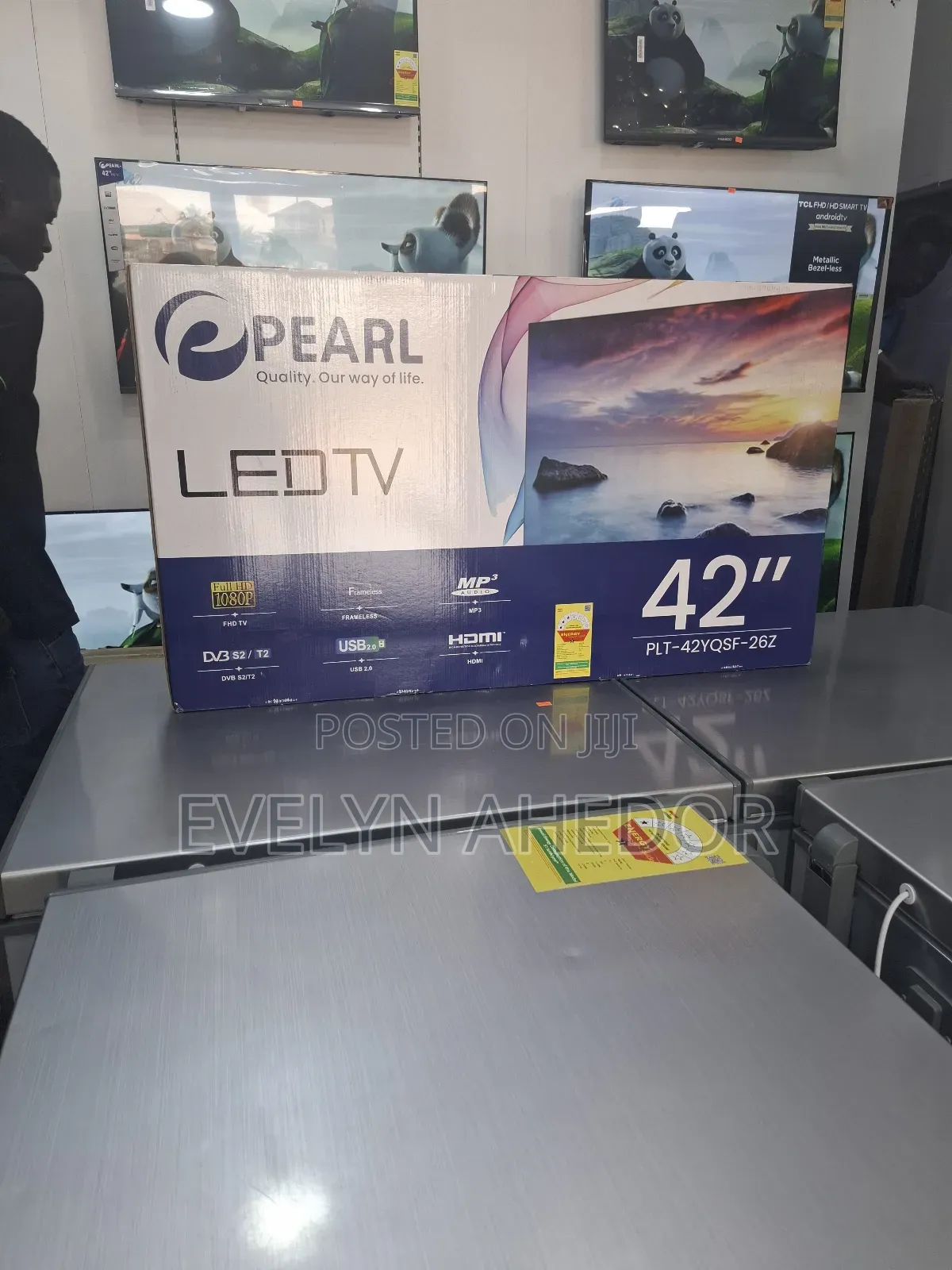 Pearl 42 Inches Digital Satellite Tv With Good Picture Quali