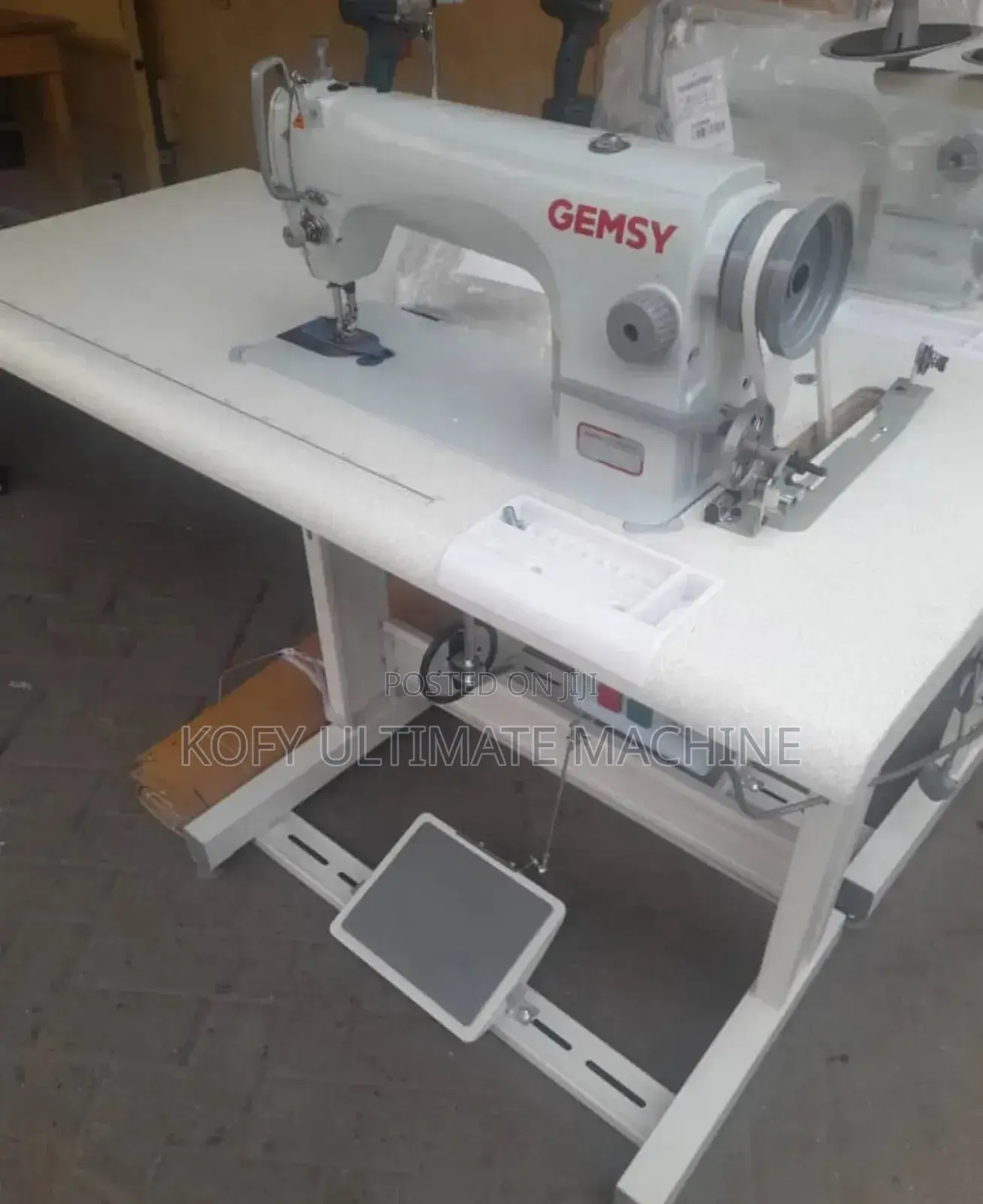 Industrial Sewing Machine