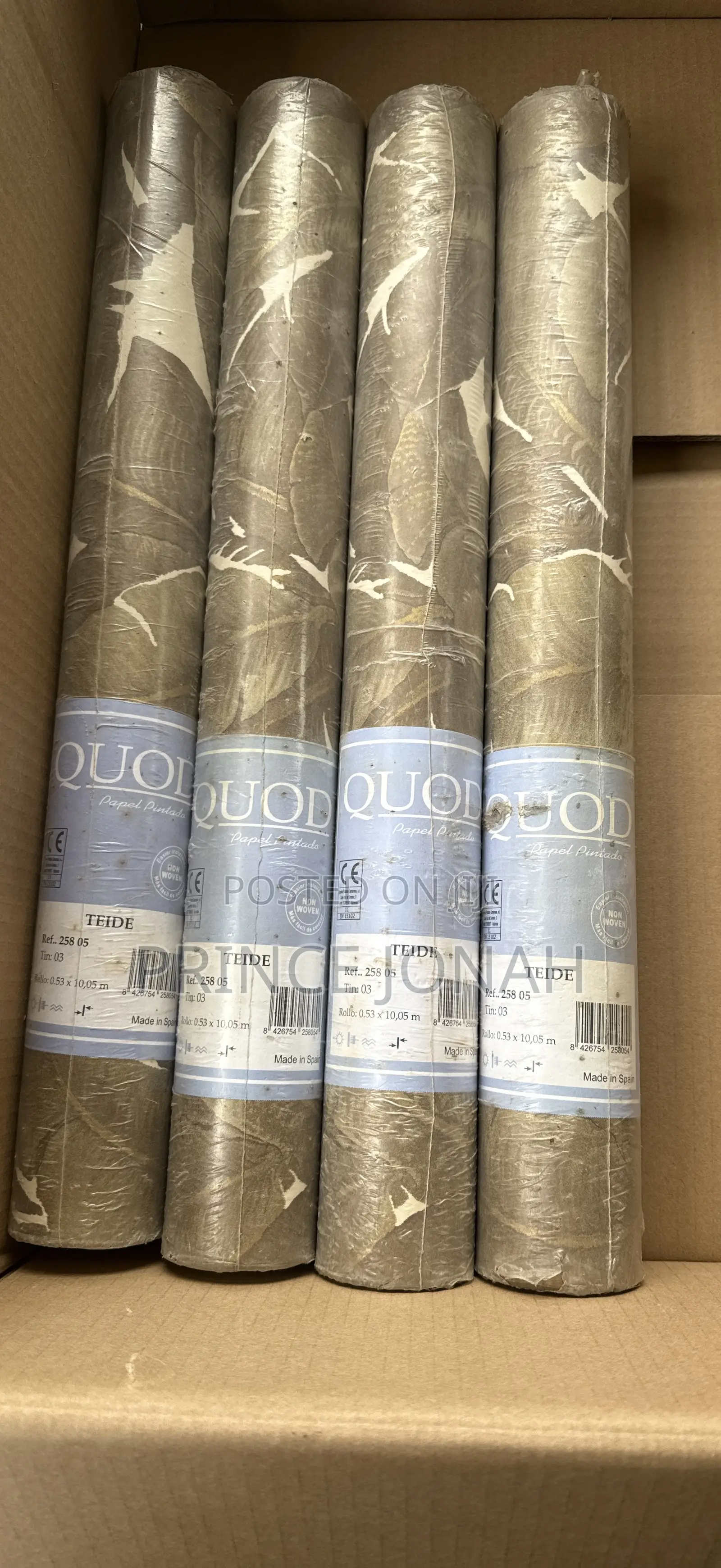 Luxury Spanish Biege Quod Ii 258c01 Wallpaper