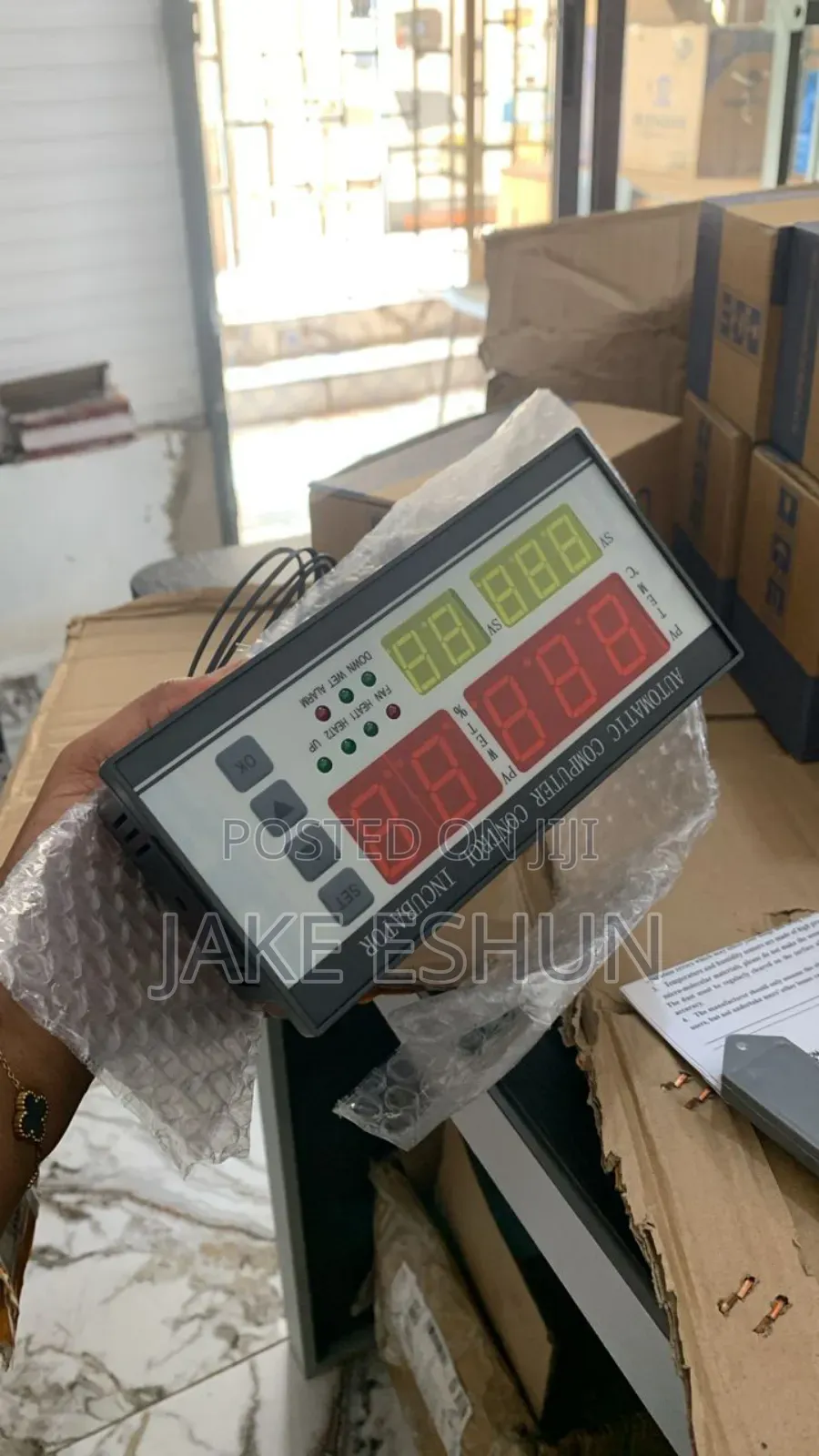 Xm18 White Face Temperature Controller