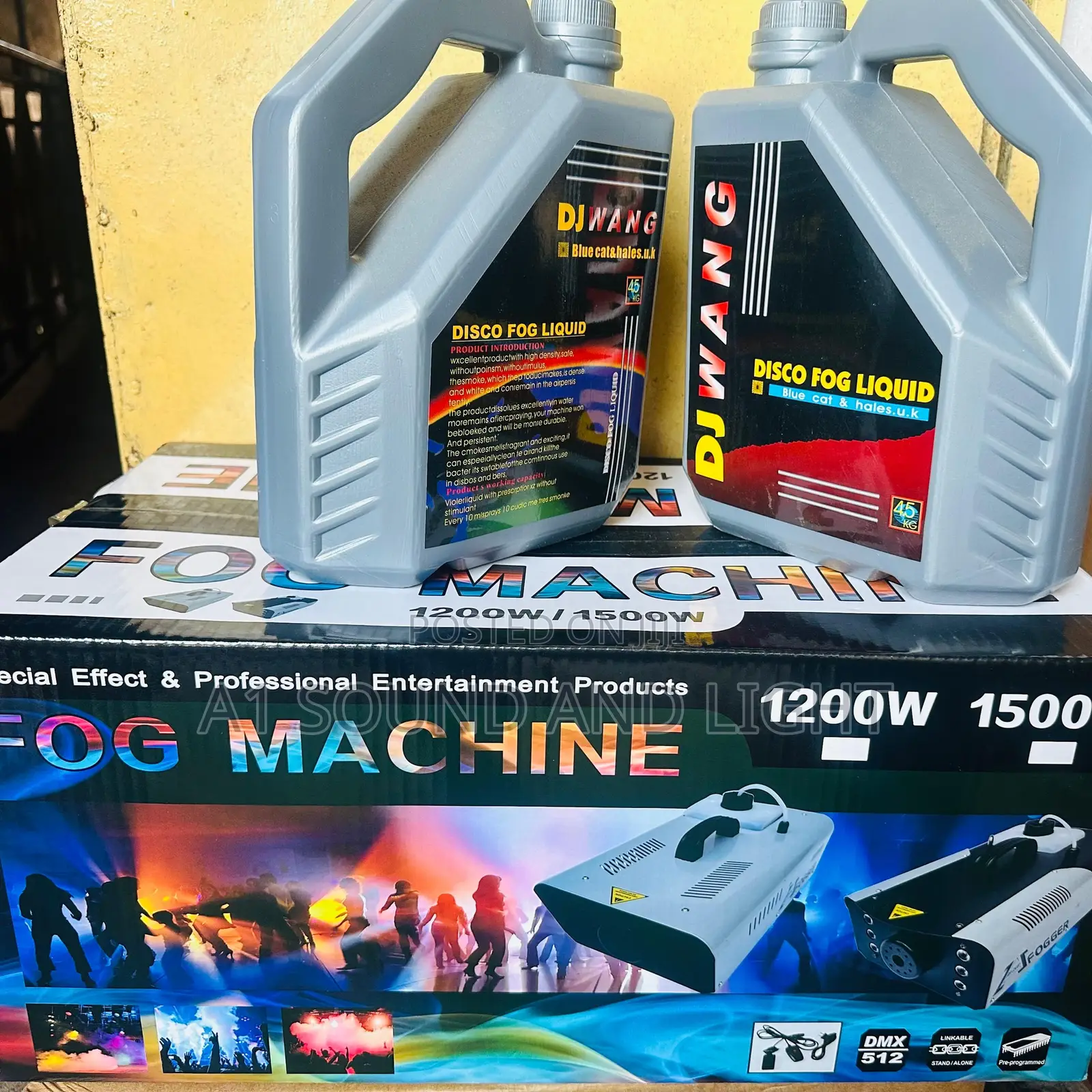 Fog / Smoke Machine [1500w] and Liquid Set