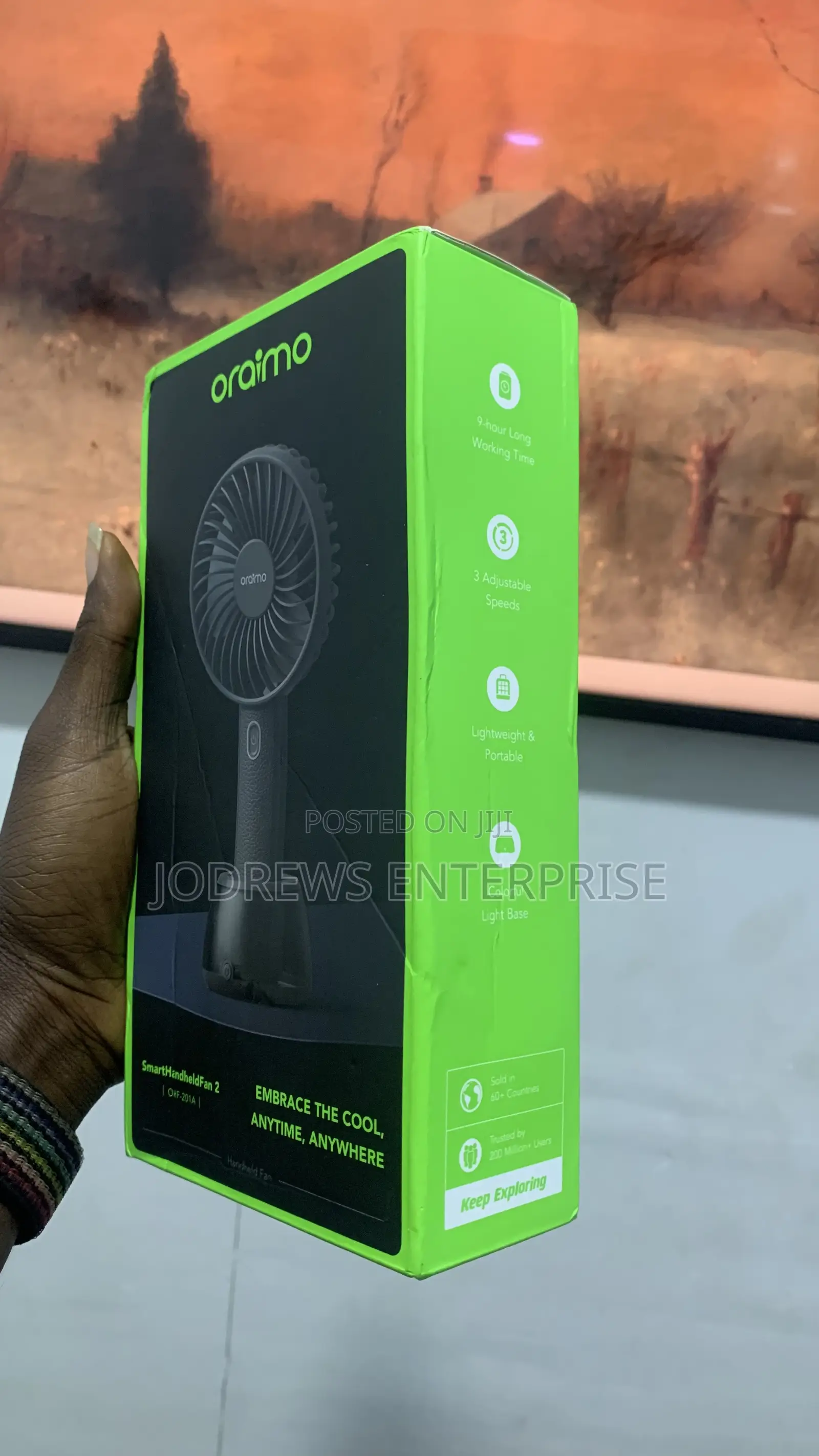Oraimo Smart Handheld Fan 2 With Light Base