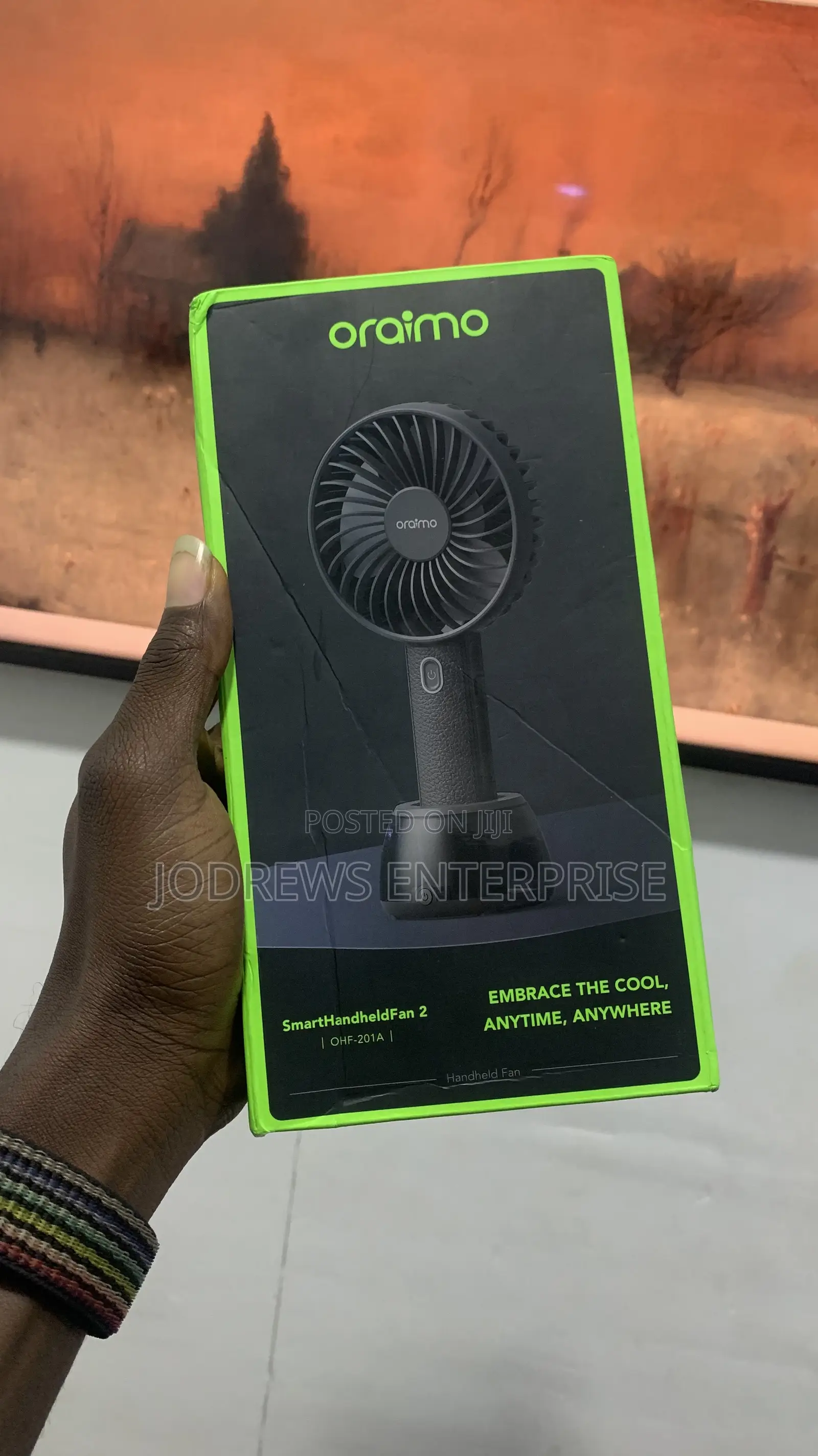 Oraimo Smart Handheld Fan 2 With Light Base