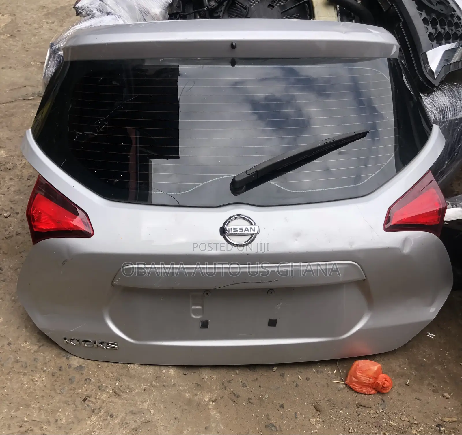 Nissan Kicks Tailgate Back Boot 2014,2015,2016,2017,2018-19