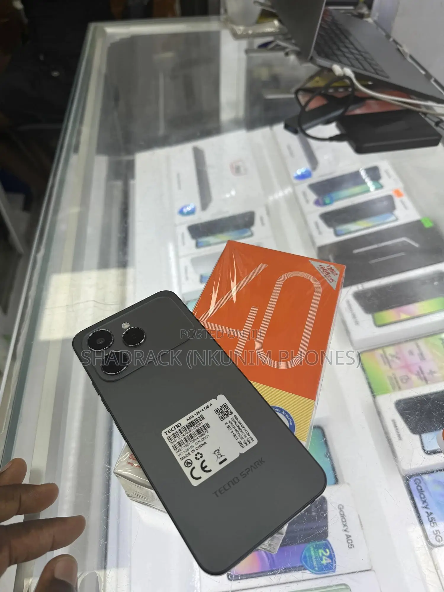New Tecno Spark 40 128 GB Black