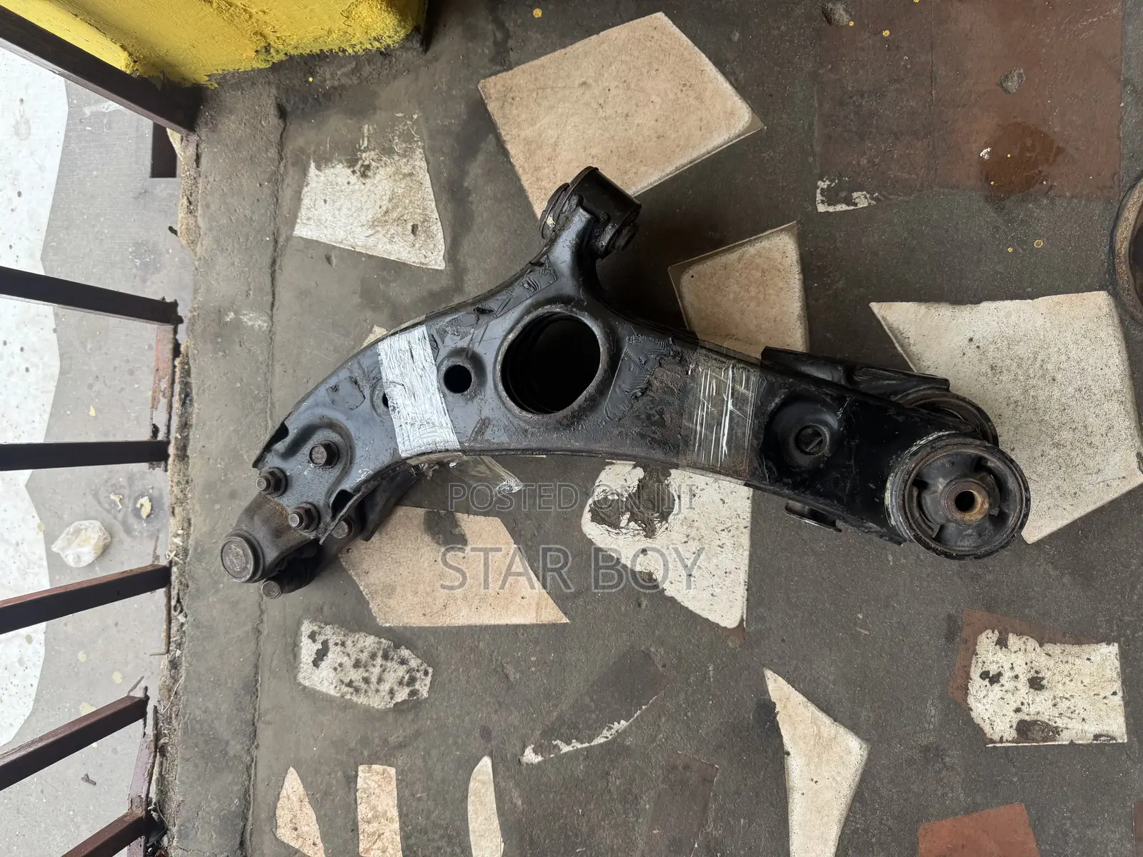 Hyundai Santa Fe :2014 to 2017 Front Lower Arm