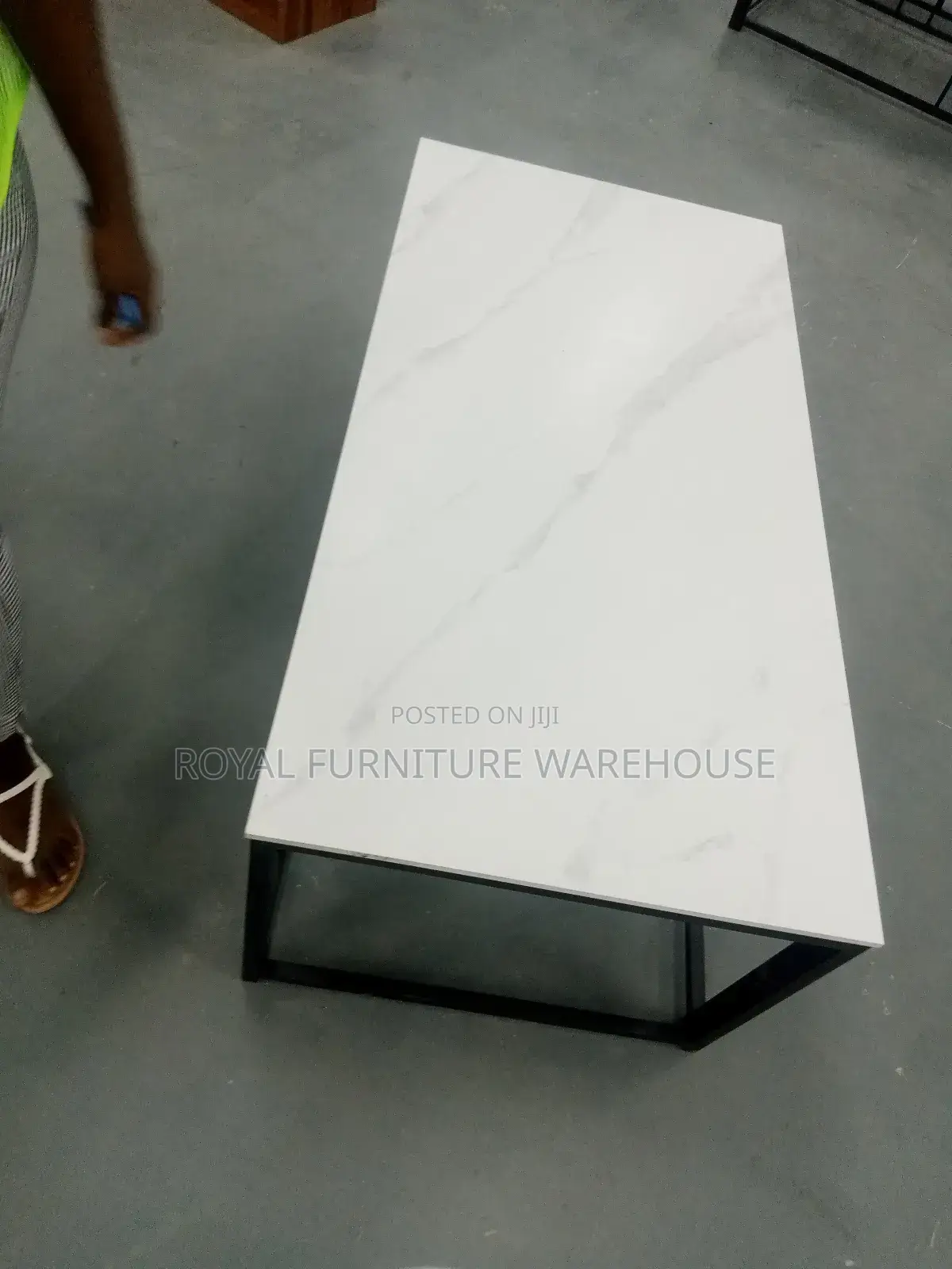 Living Room Simple Center Table
