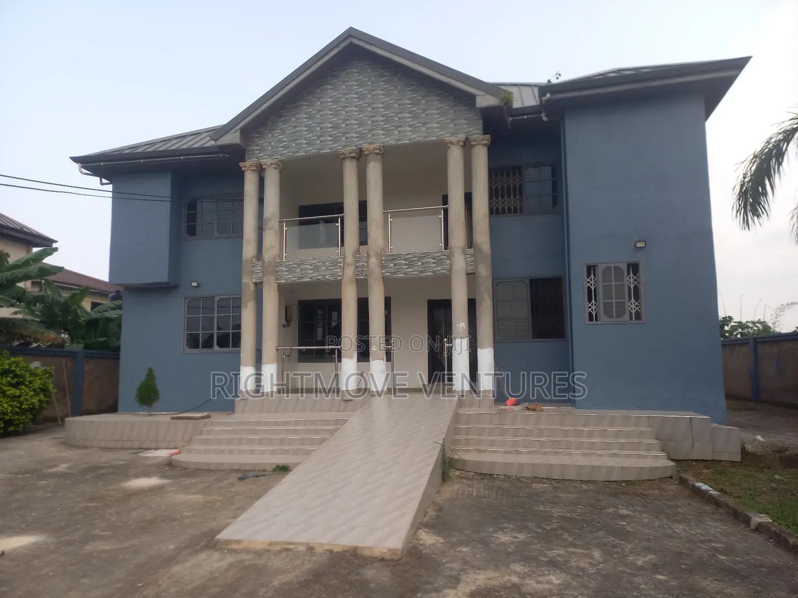 6bdrm Duplex in Takoradi for rent