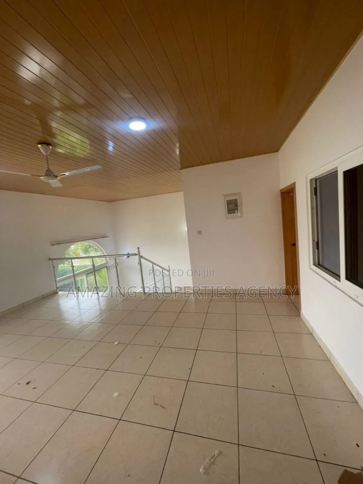 4bdrm House in Airport Residential Area for rent