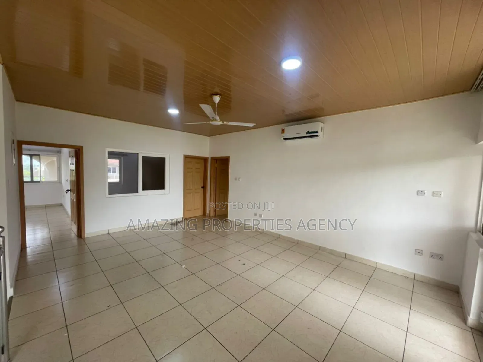 4bdrm House in Airport Residential Area for rent