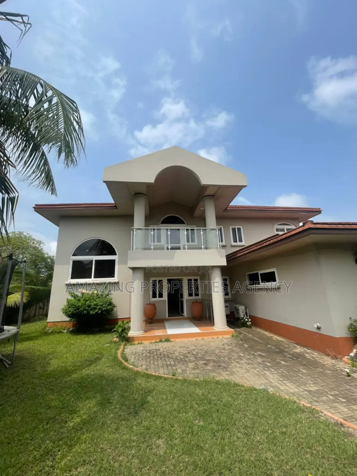 4bdrm House in Airport Residential Area for rent