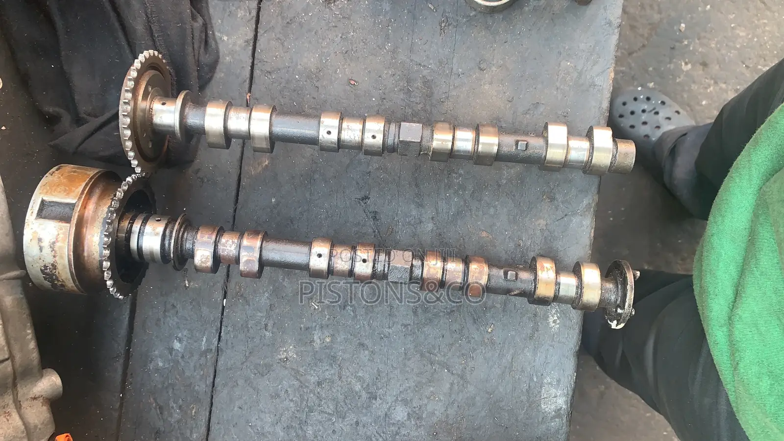 Toyota Vitz 4 Plugs Camshaft