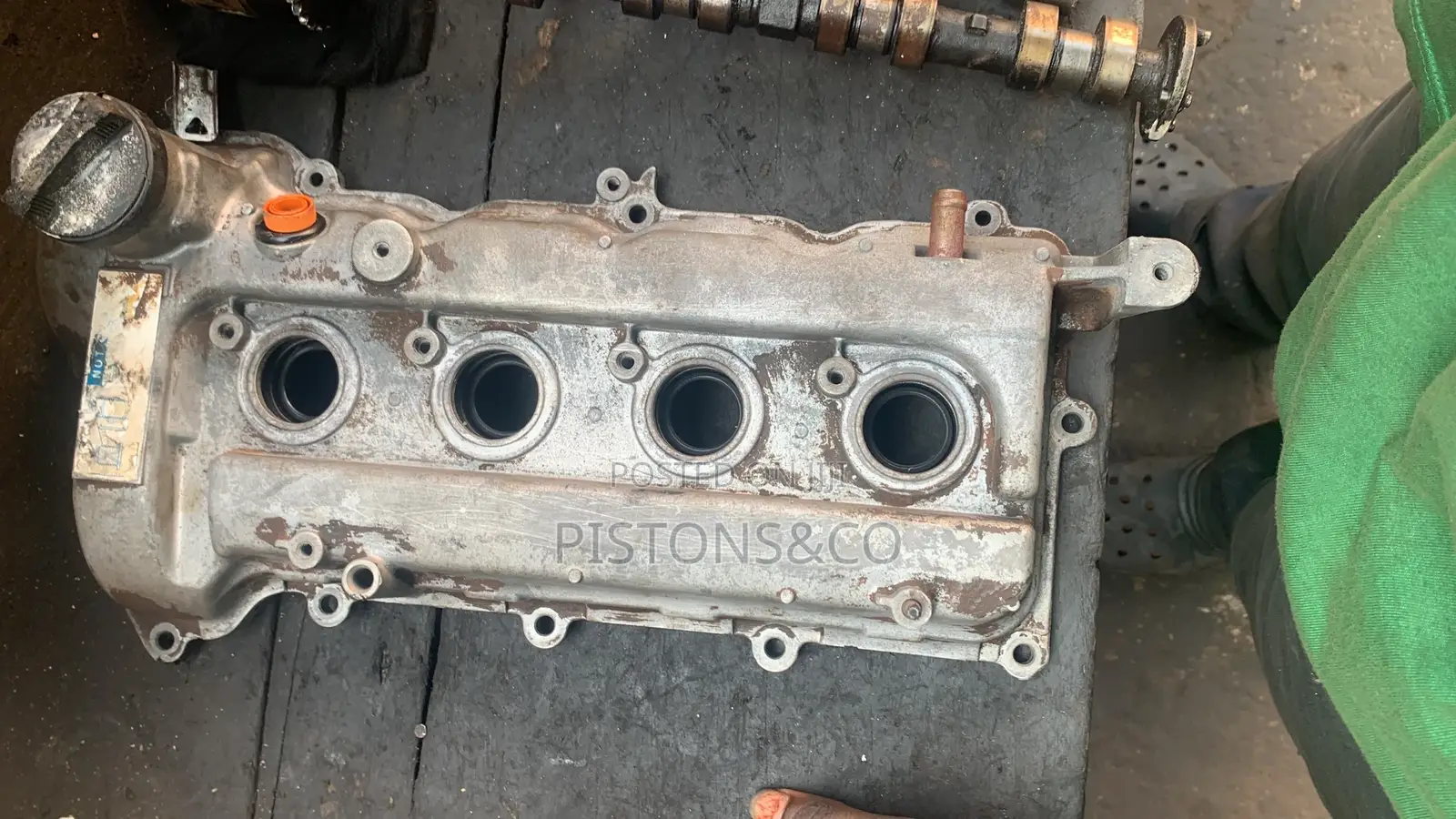 Toyota Vitz 4 Plugs Valves Cover